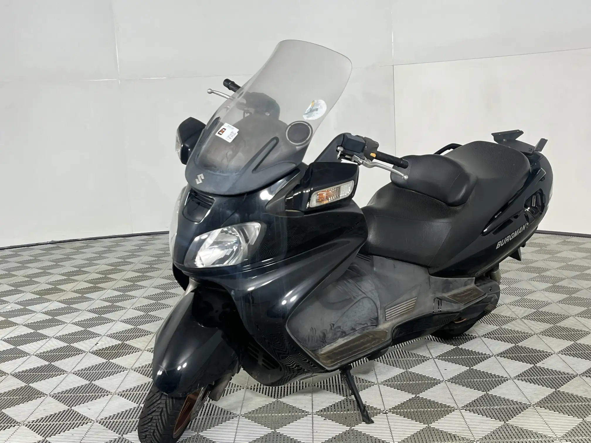Suzuki AN