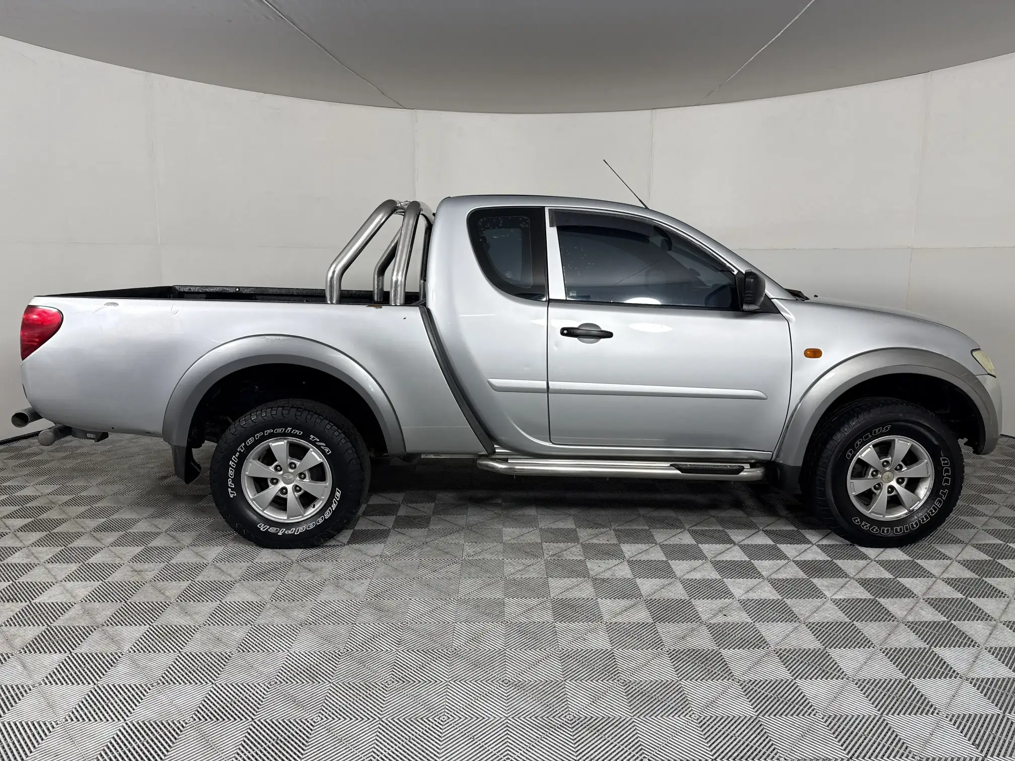 Mitsubishi Triton