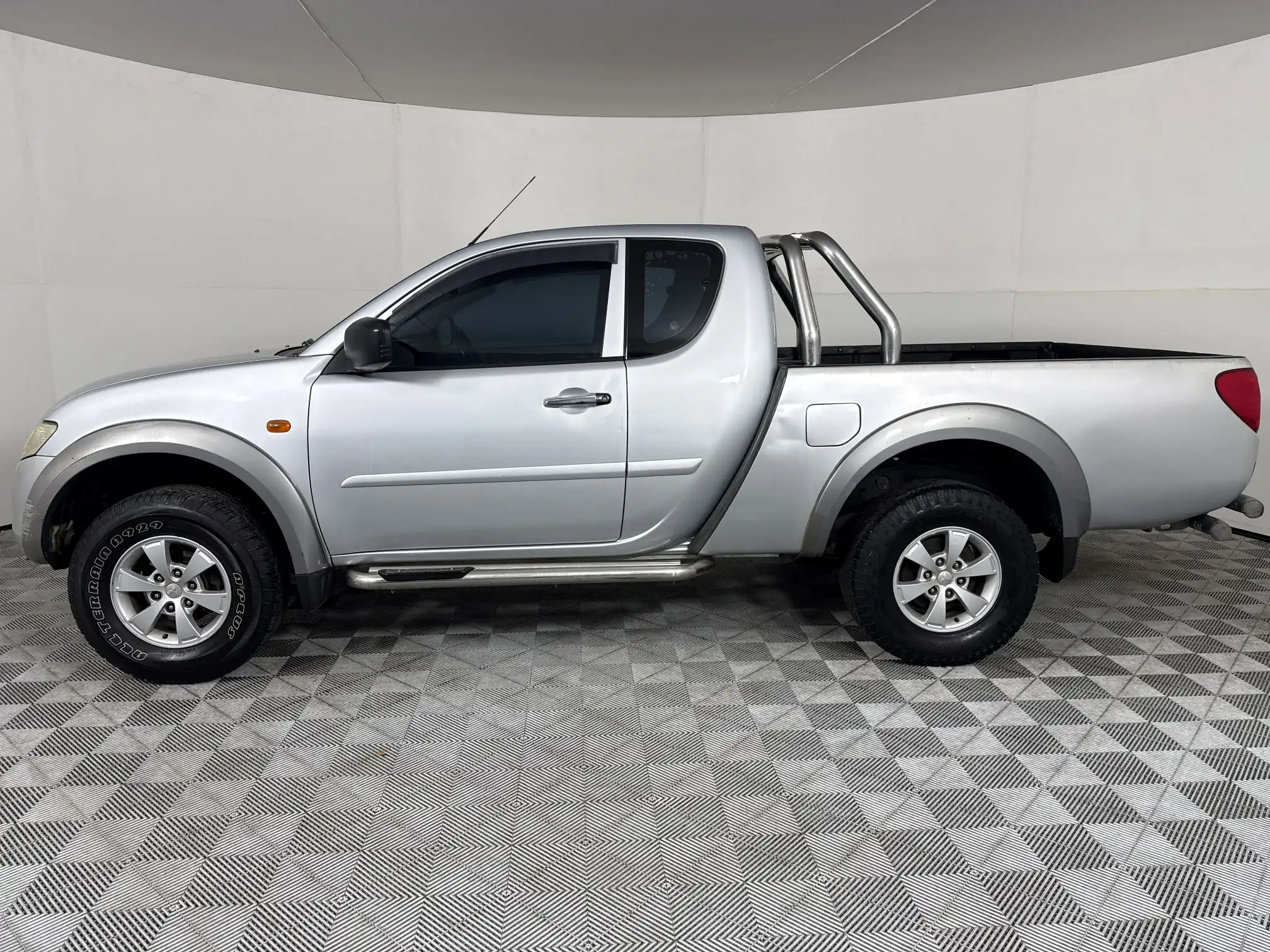 Mitsubishi Triton