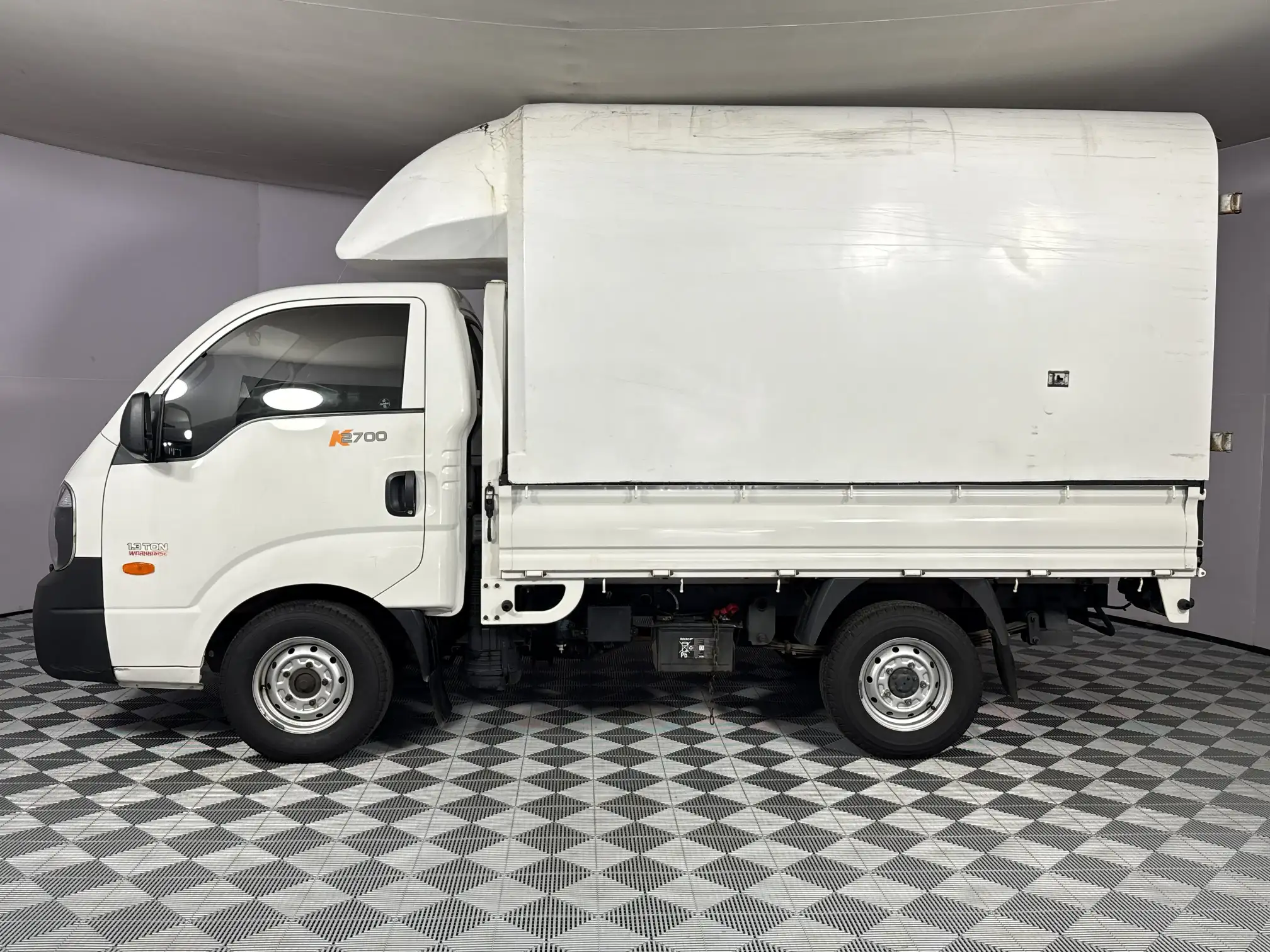 KIA K 2700