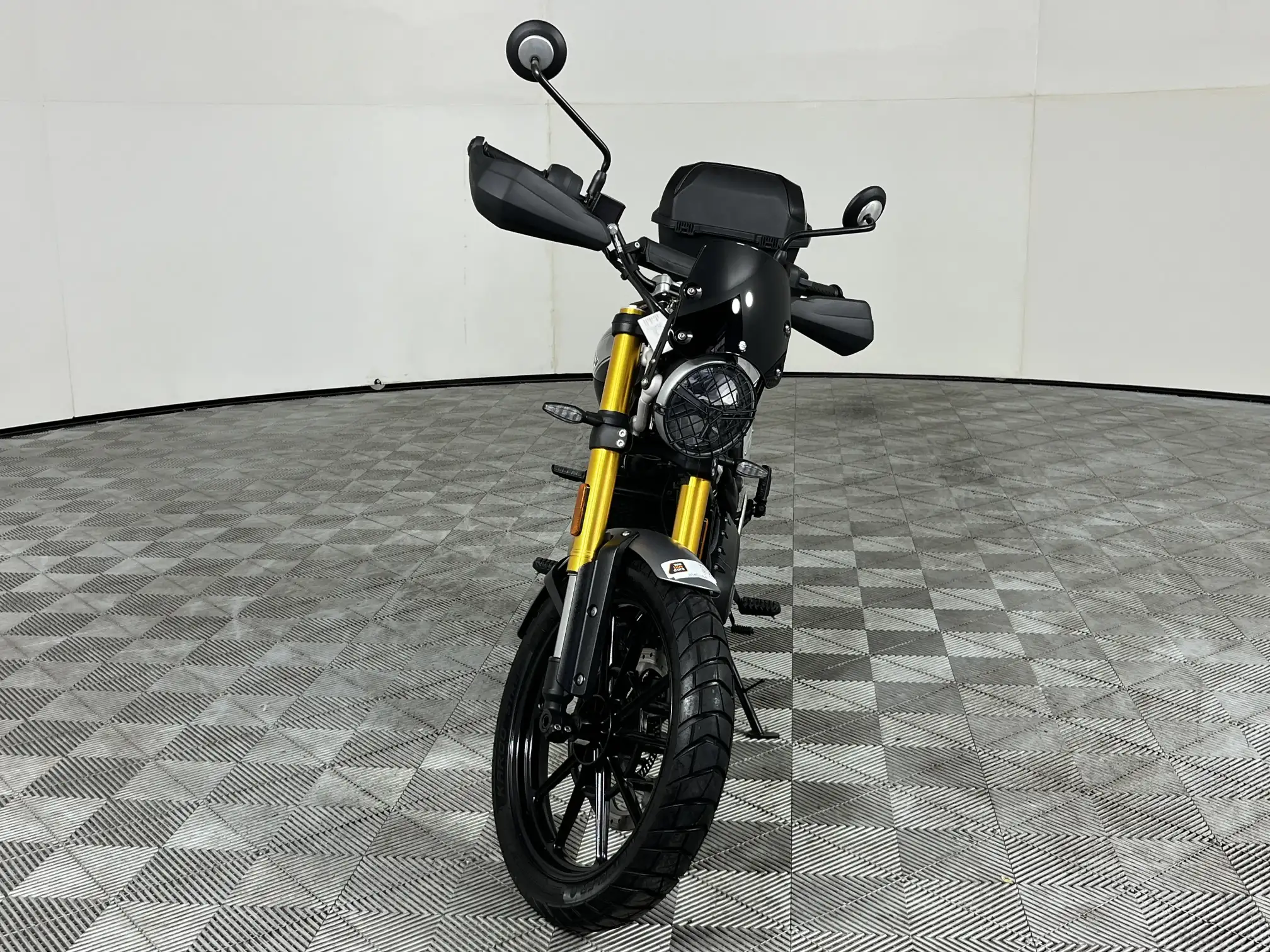 Triumph Scrambler 400