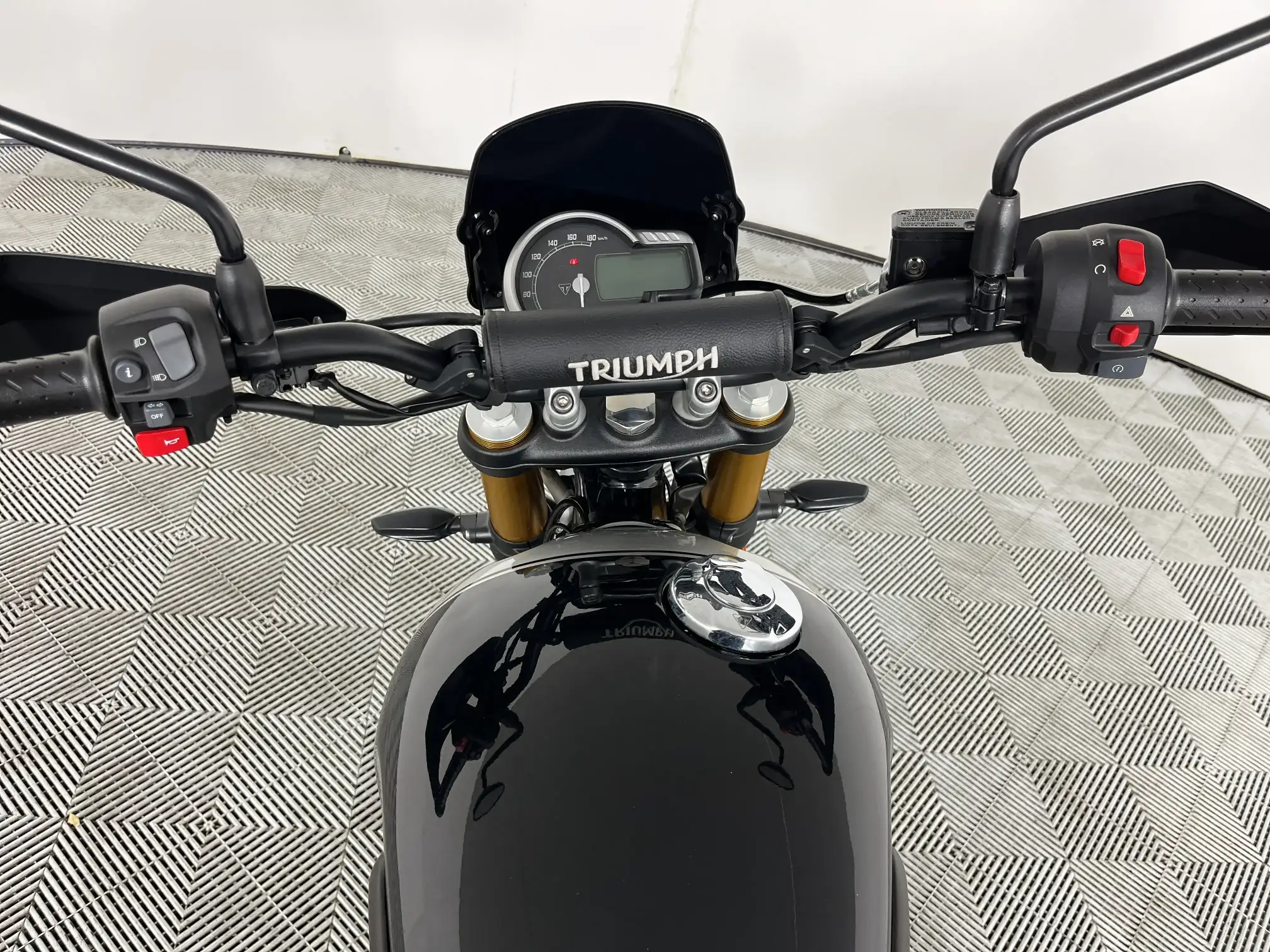 Triumph Scrambler 400