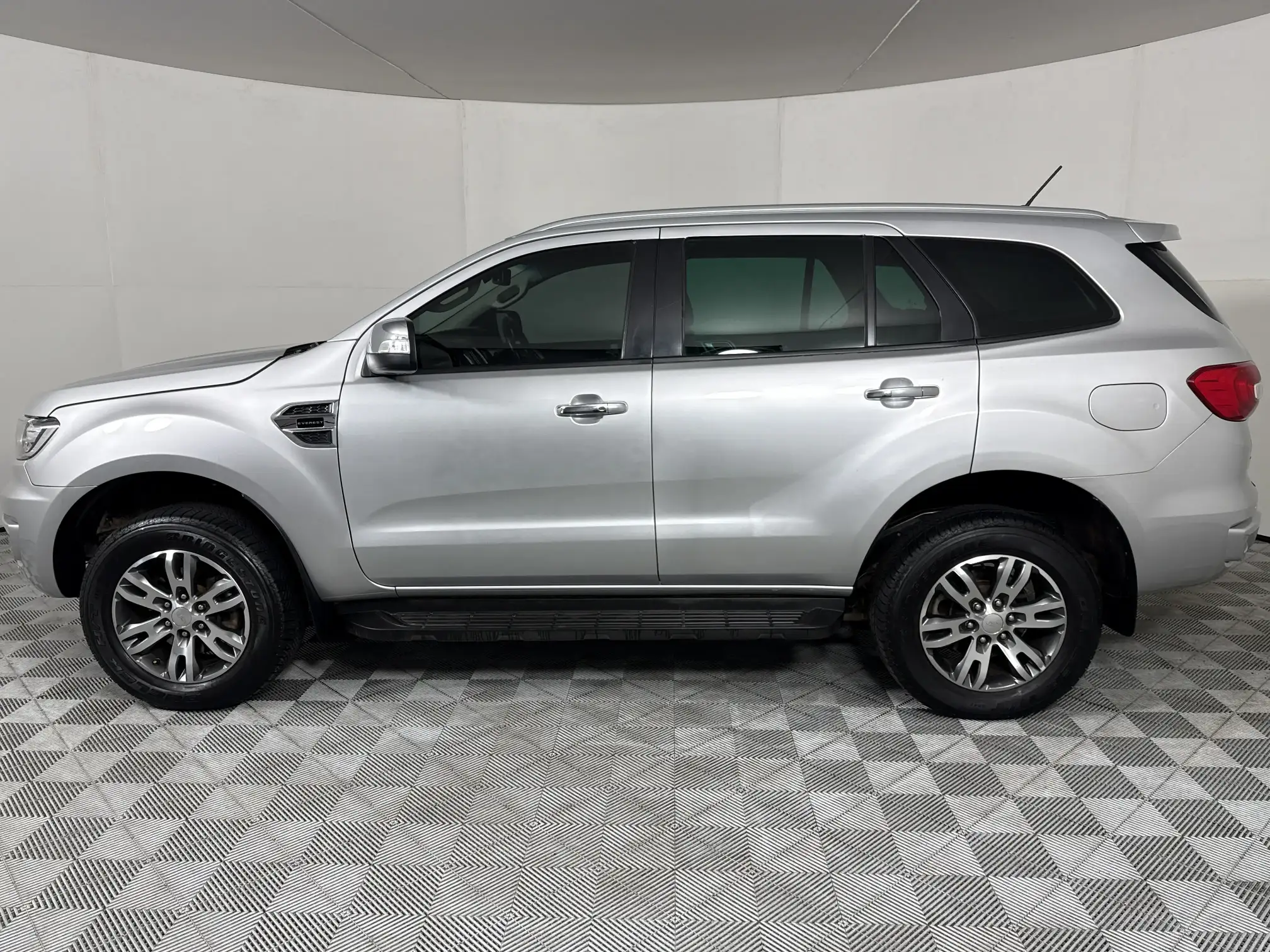 Ford Everest