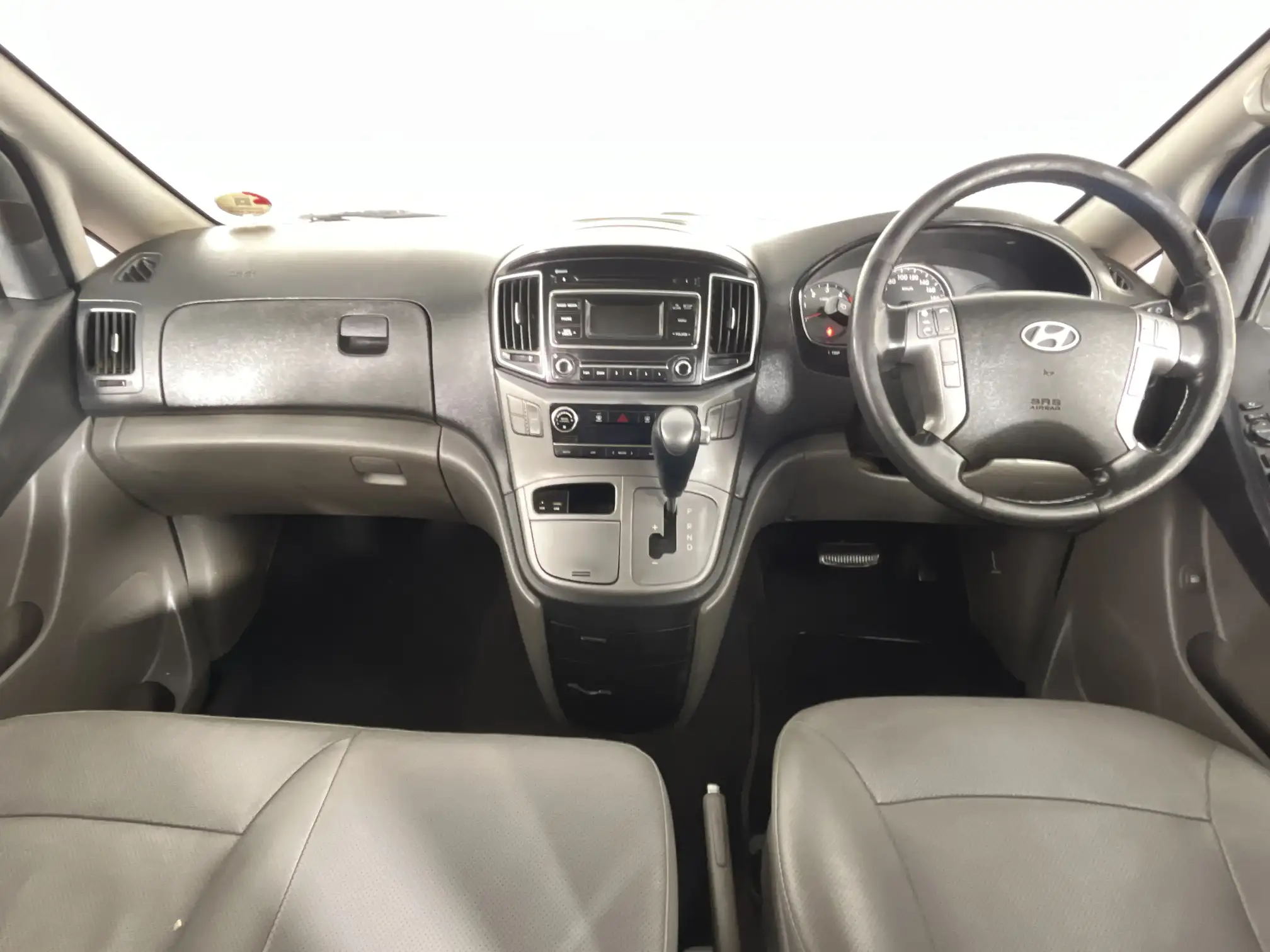 Hyundai H-1