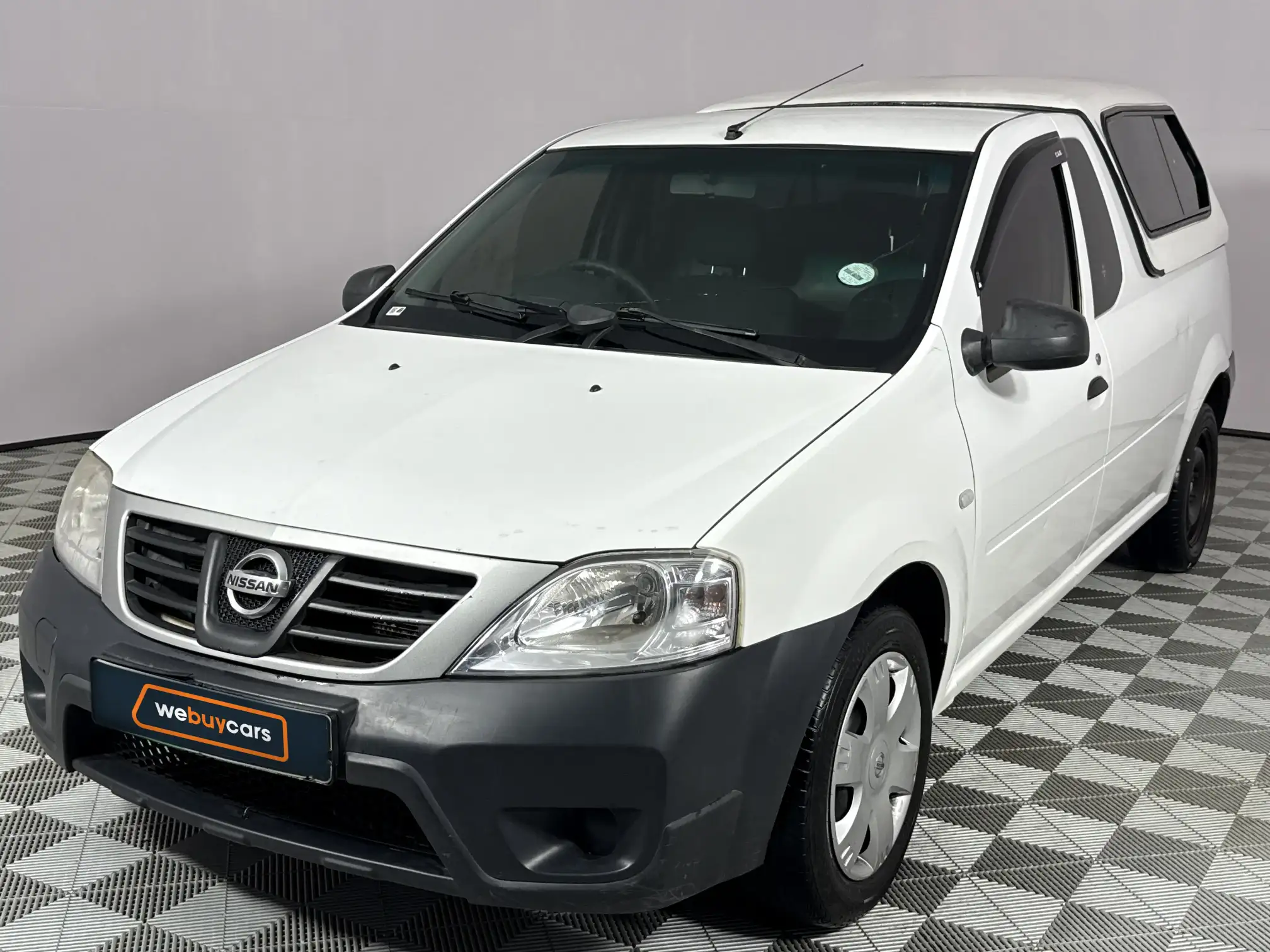 2017 Nissan NP200