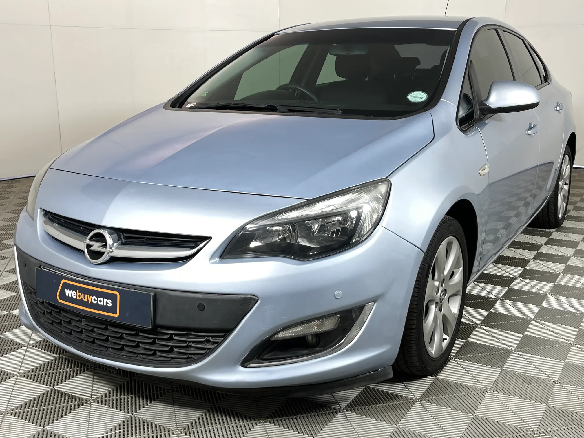 2014 Opel Astra 1.4T Essentia Auto