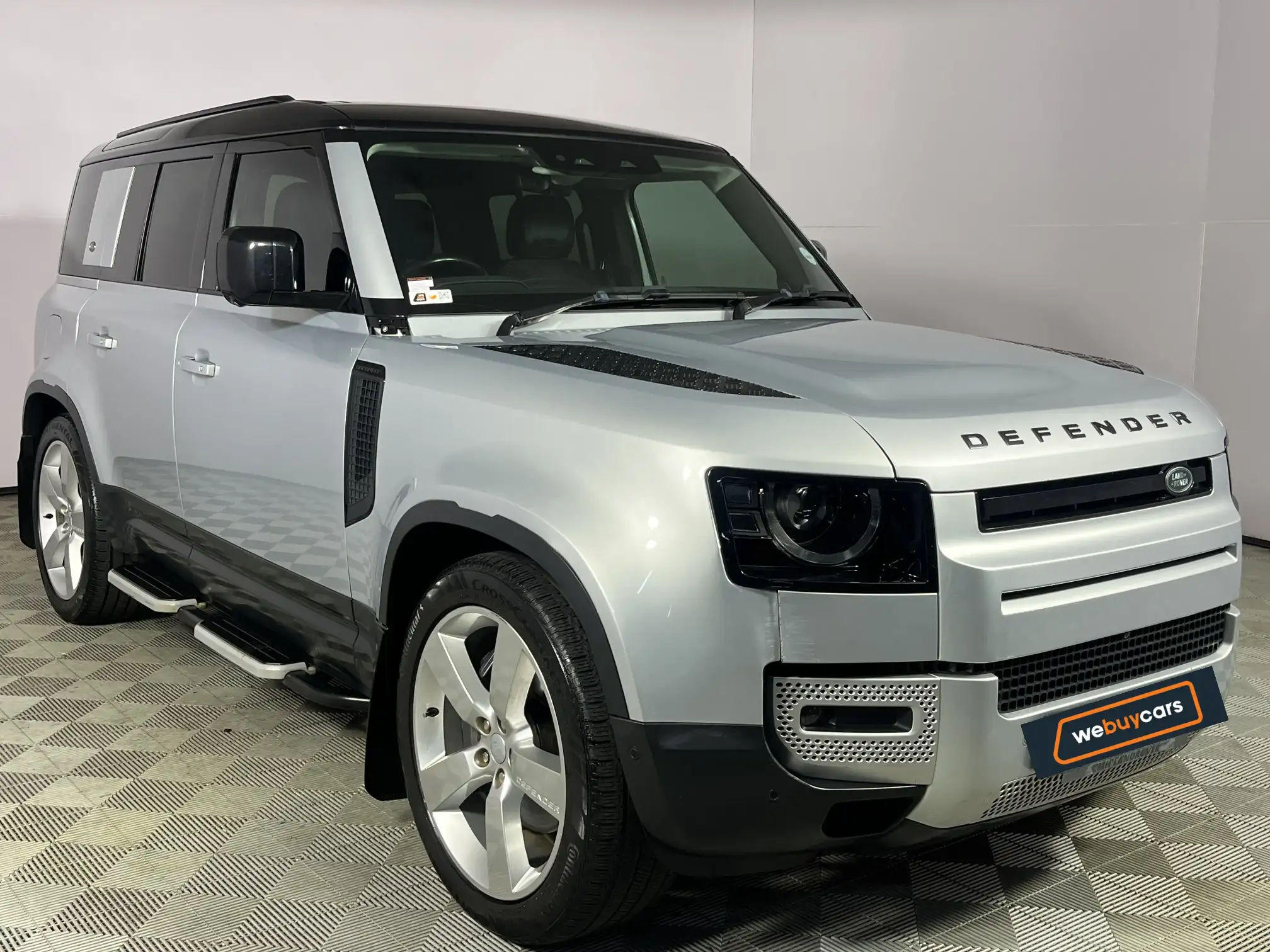 Land Rover Defender 110