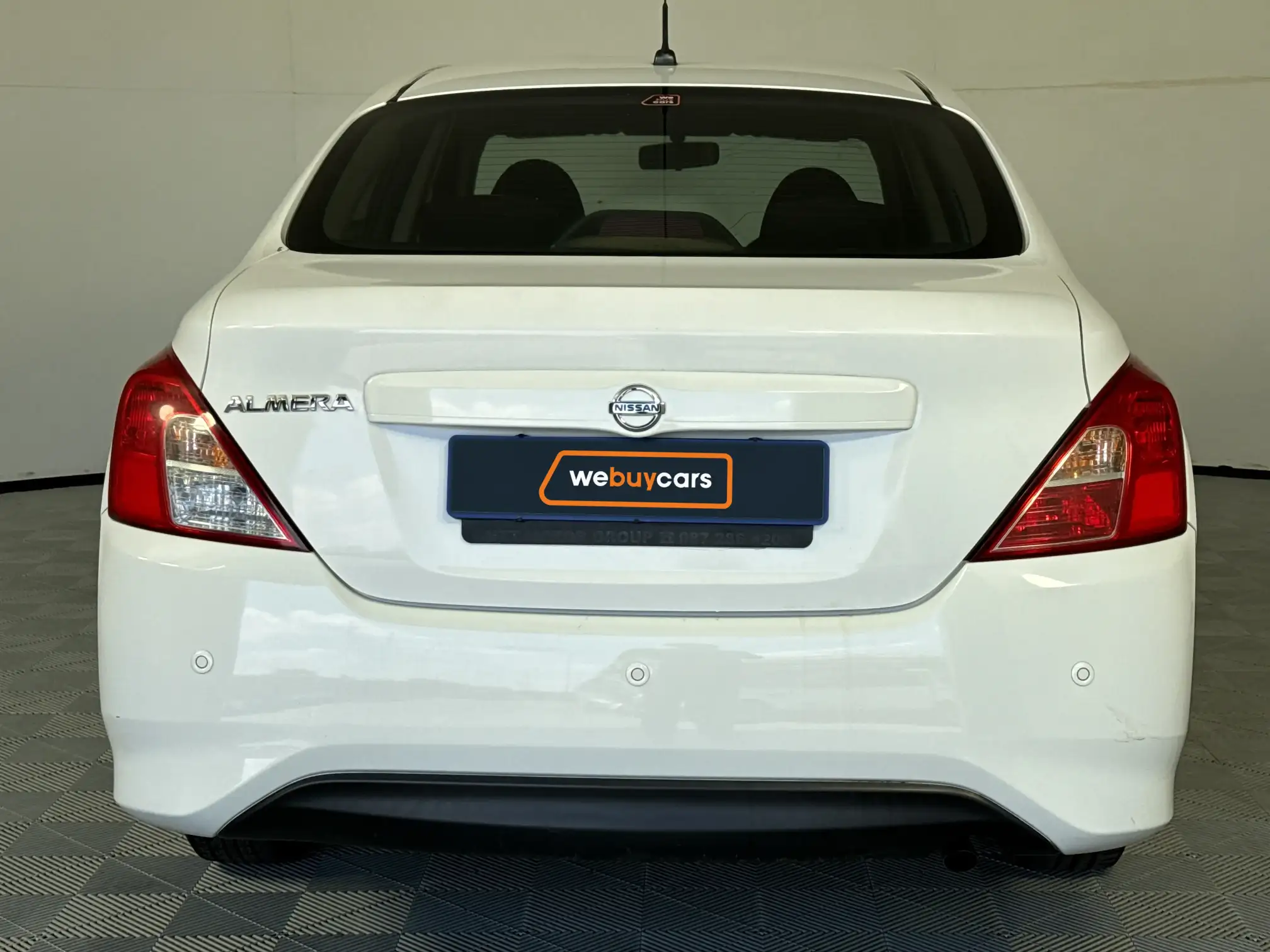 Nissan Almera