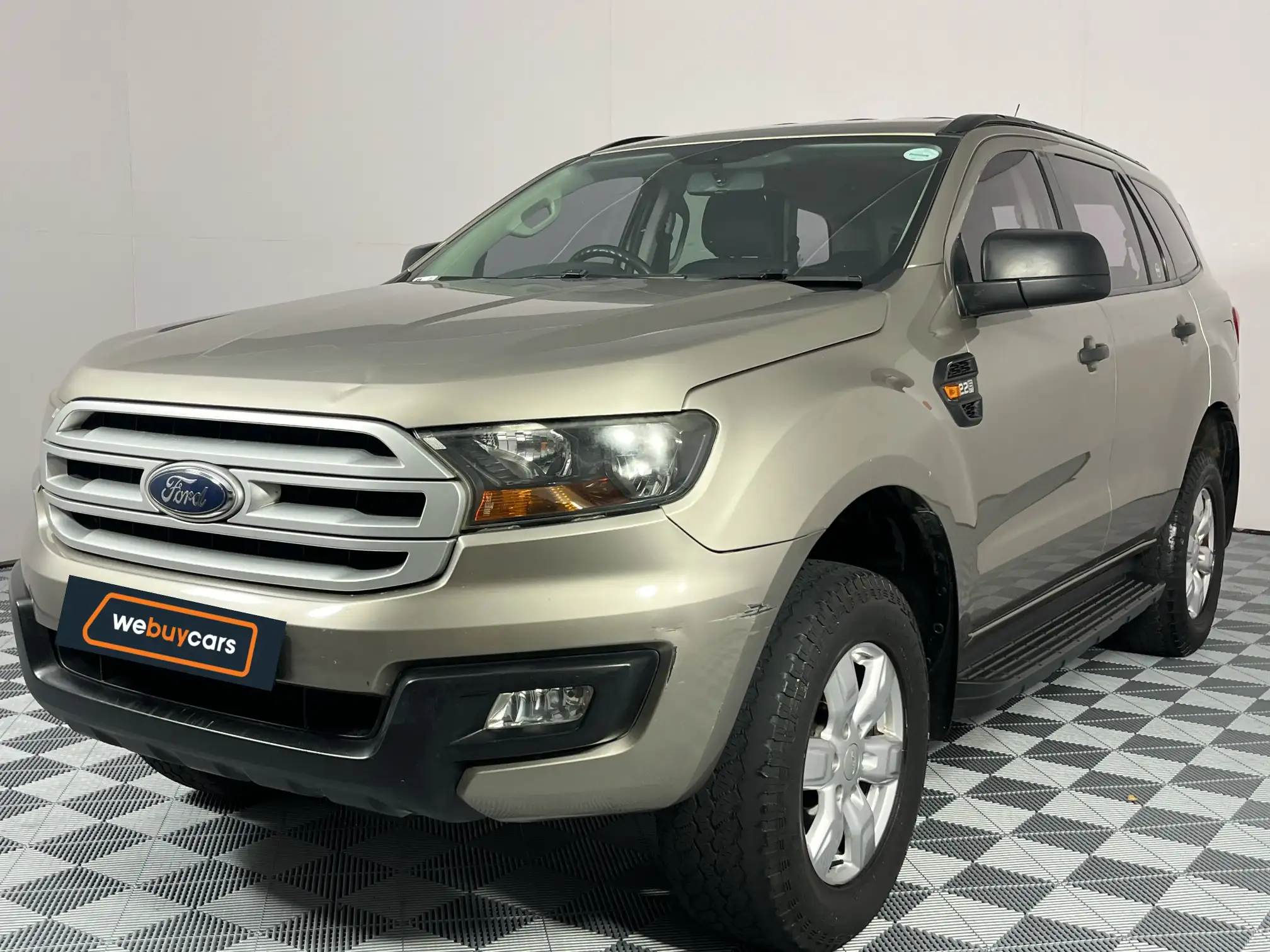 2017 Ford Everest