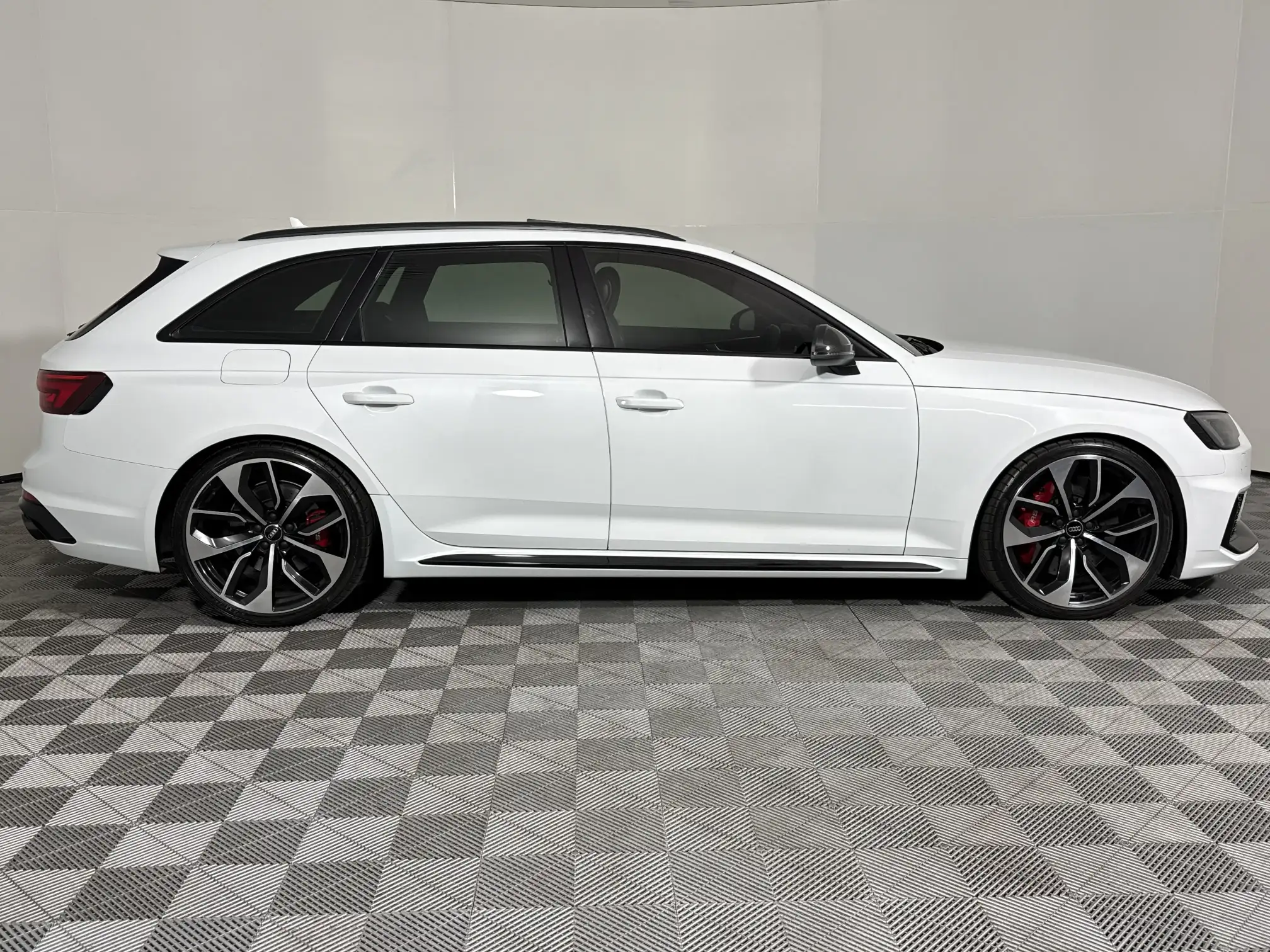 Audi RS4