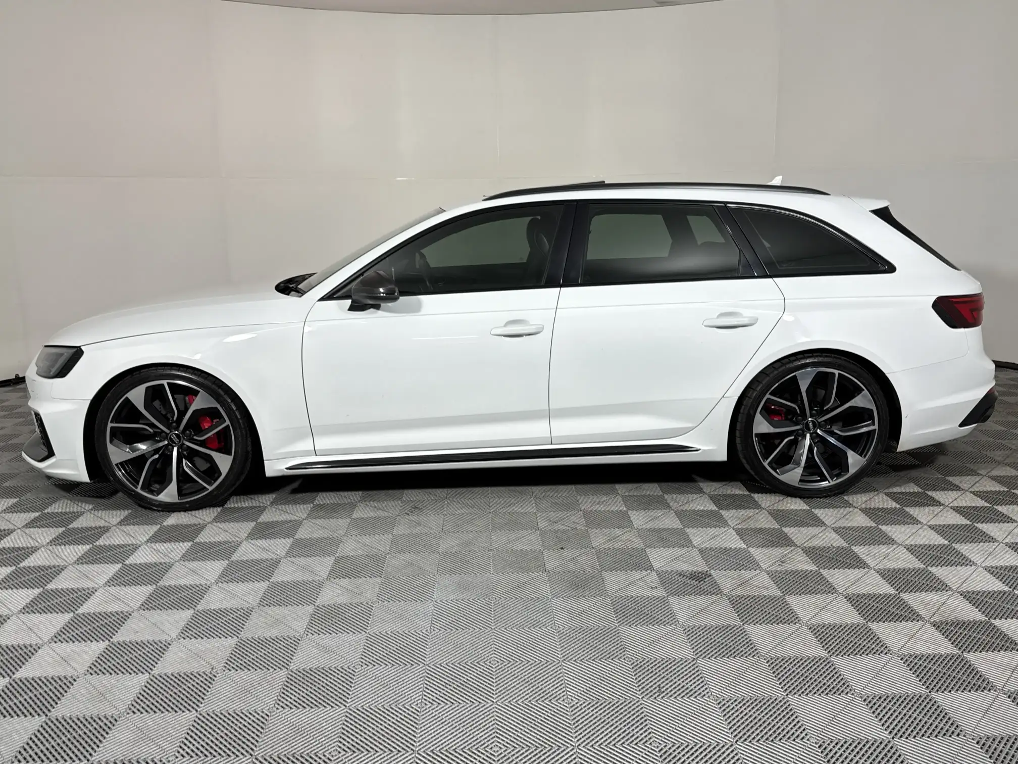 Audi RS4