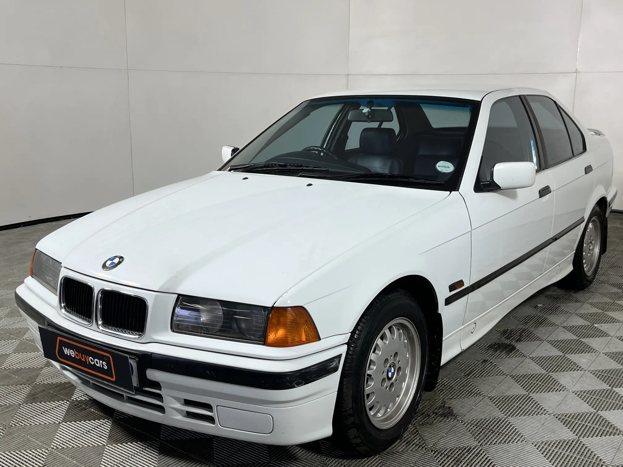 1992 BMW 3 Series 320i Auto (E36)