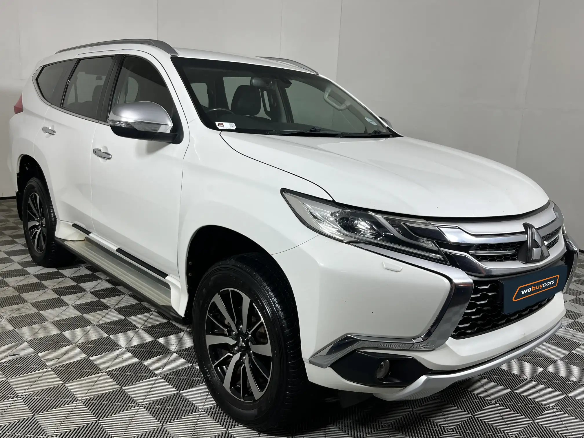 Mitsubishi Pajero Sport