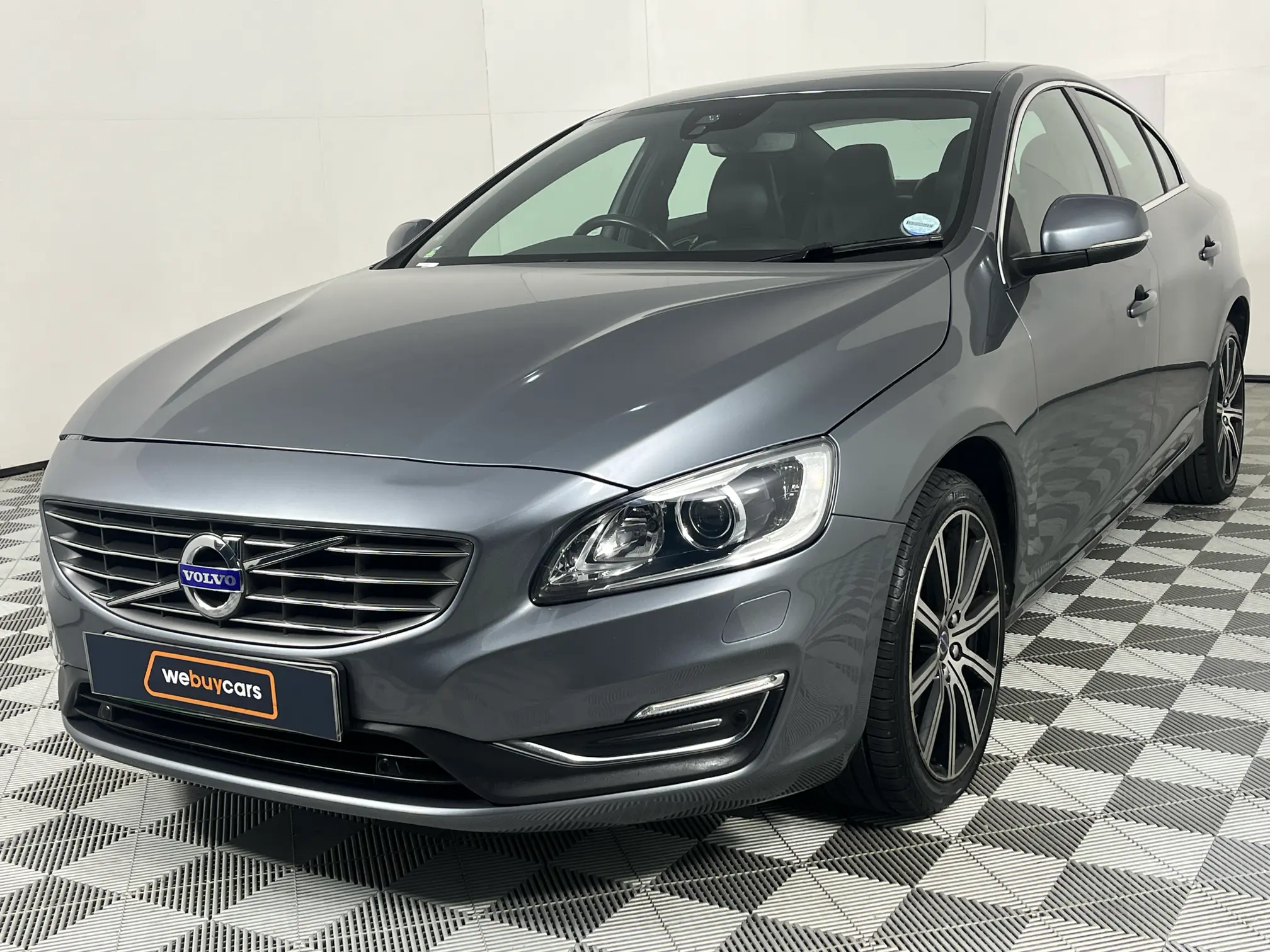 2016 Volvo S60 T4 Momentum Geartronic
