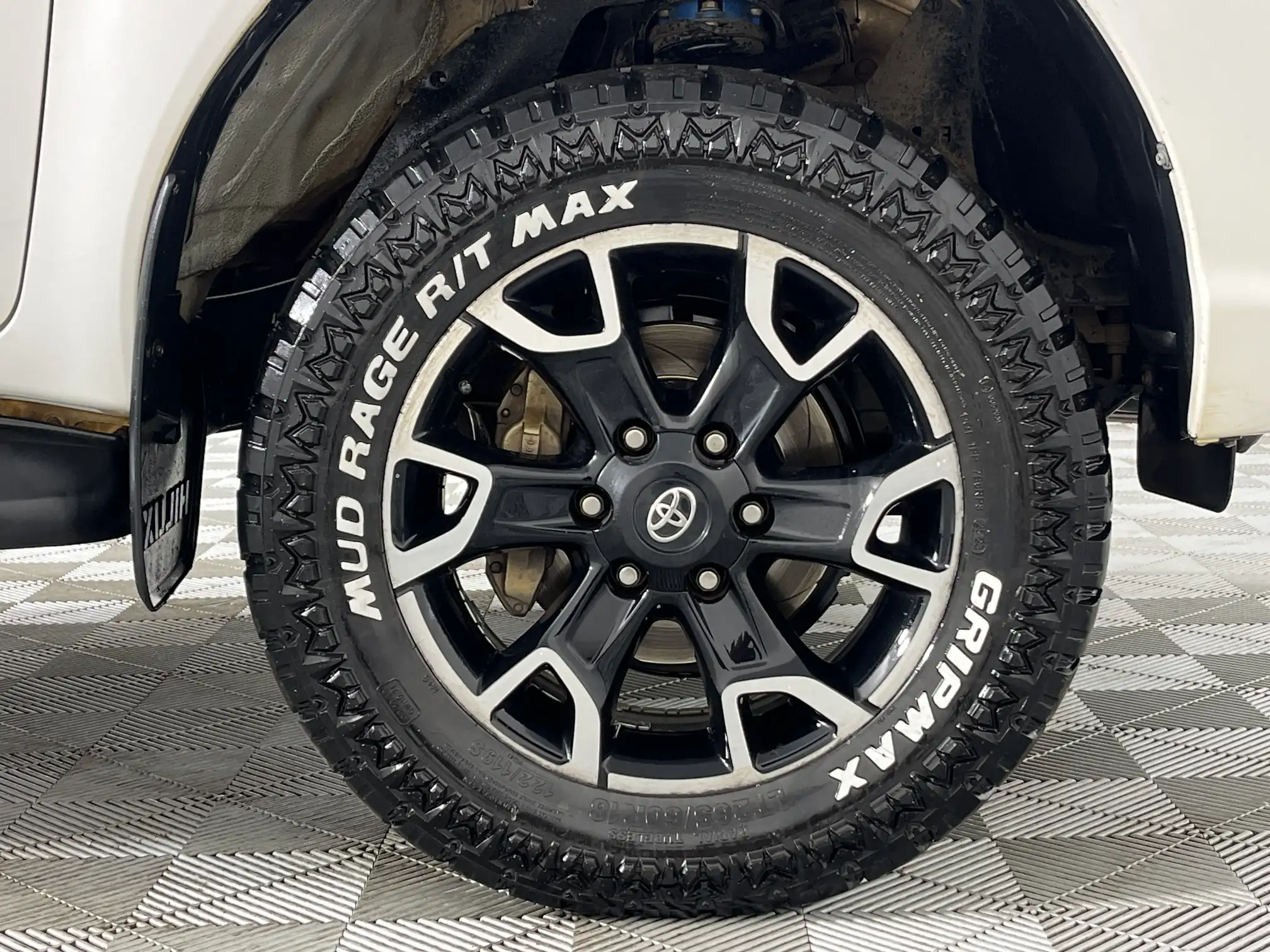 Toyota Hilux