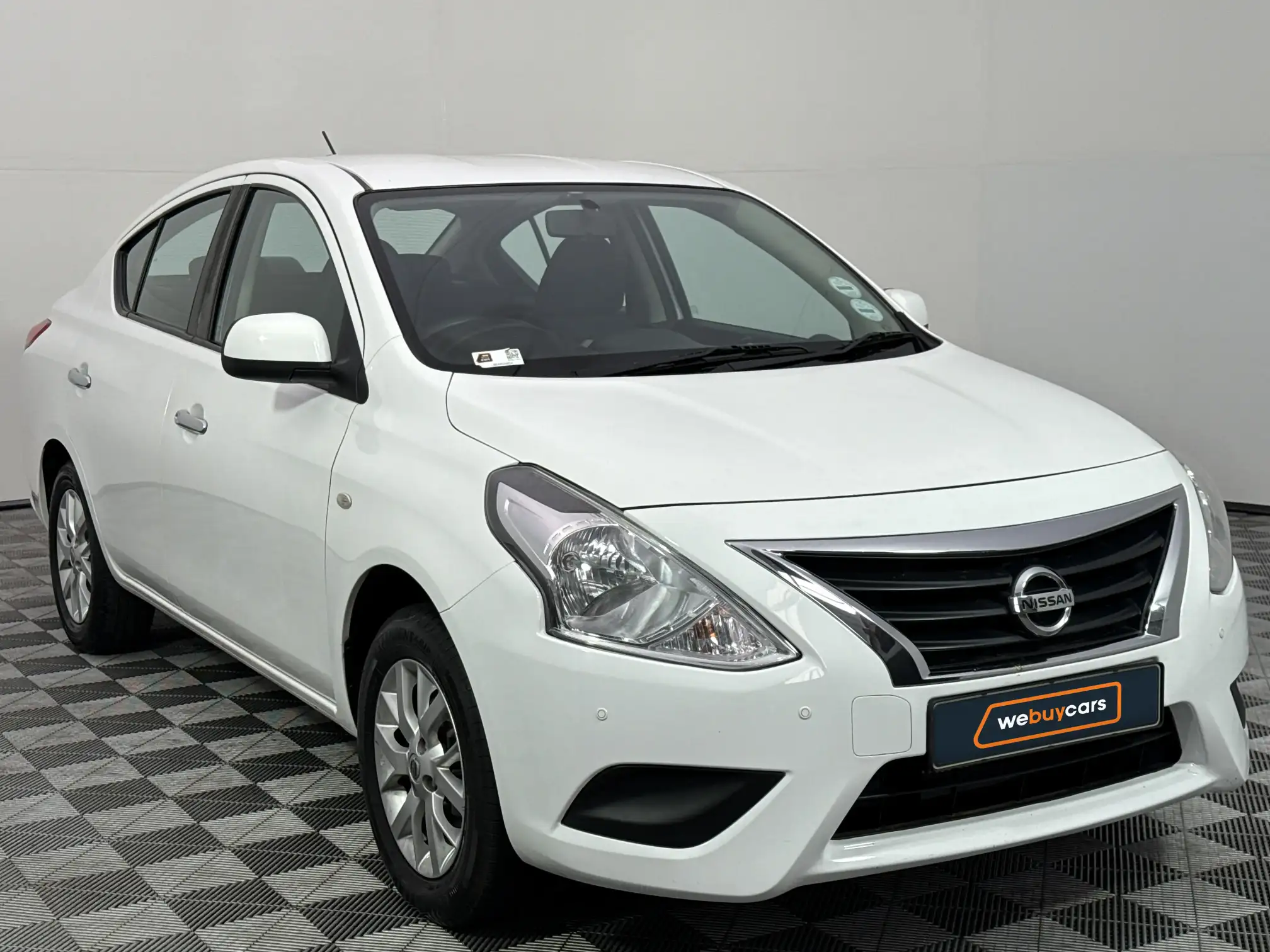 Nissan Almera