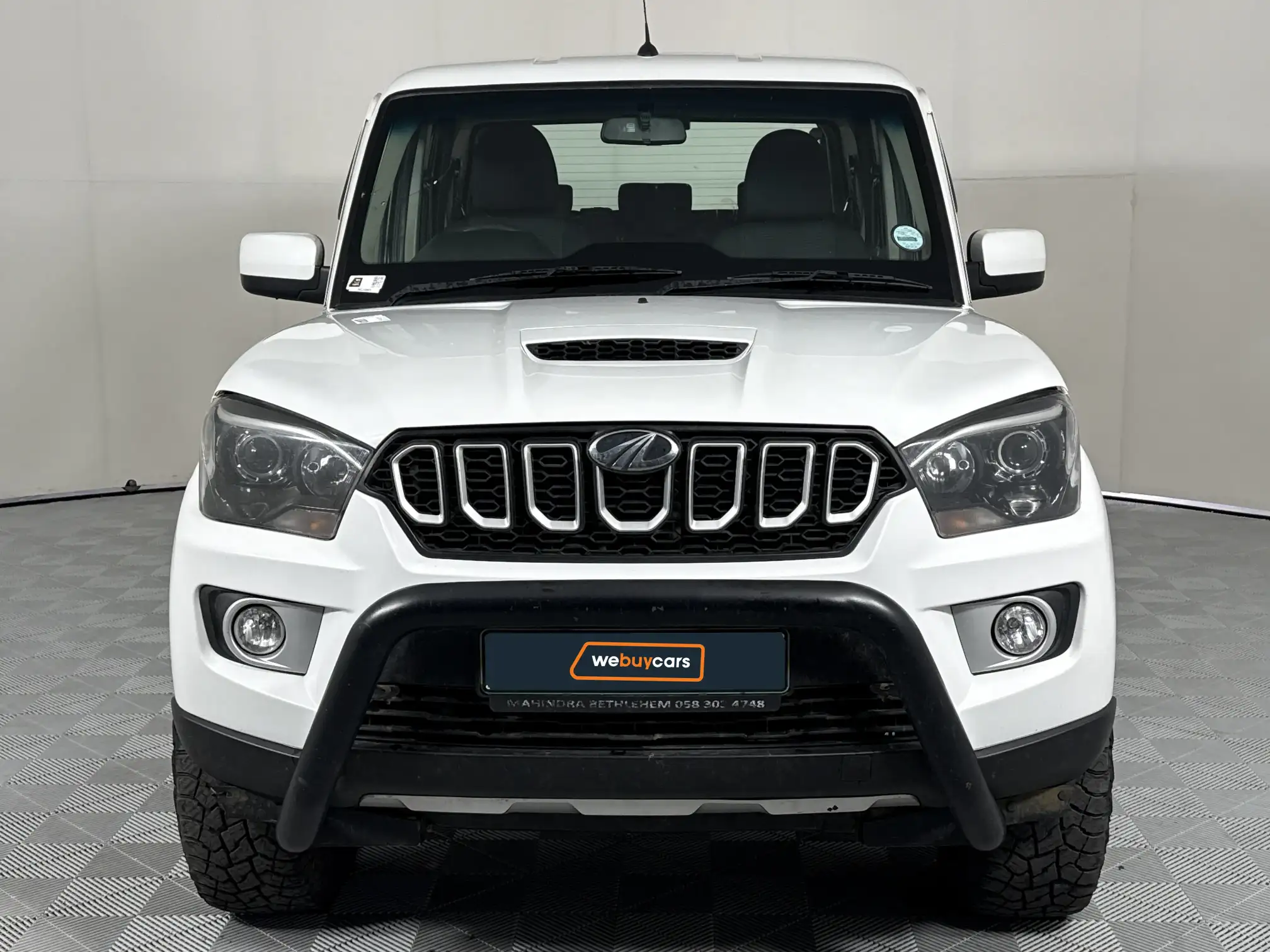Mahindra PIK UP