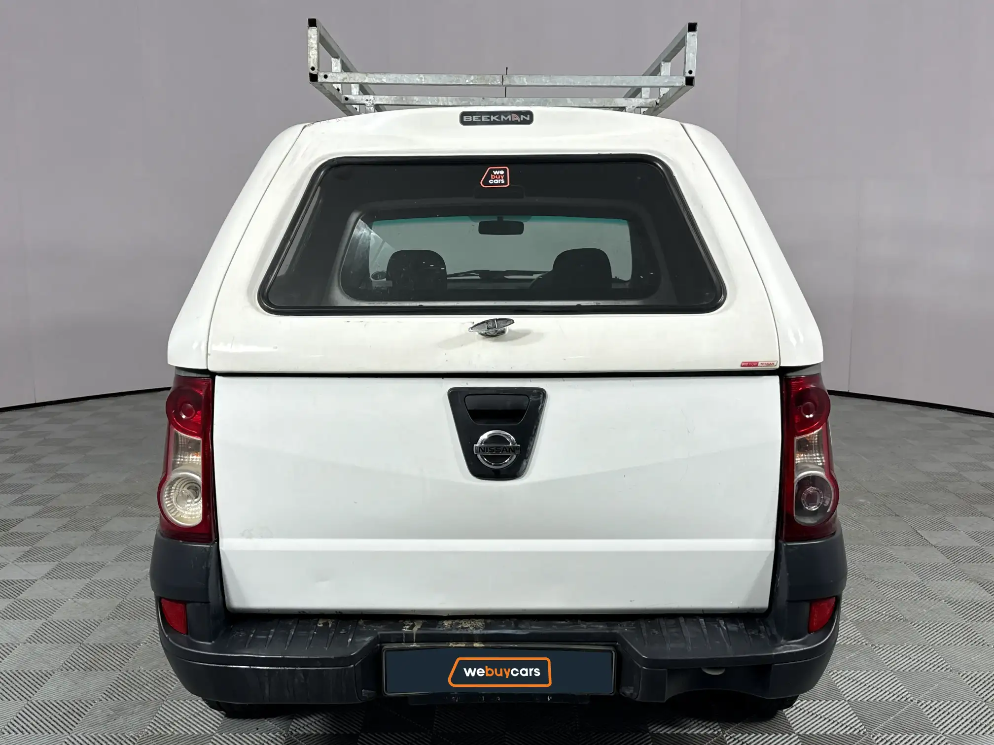 Nissan NP200