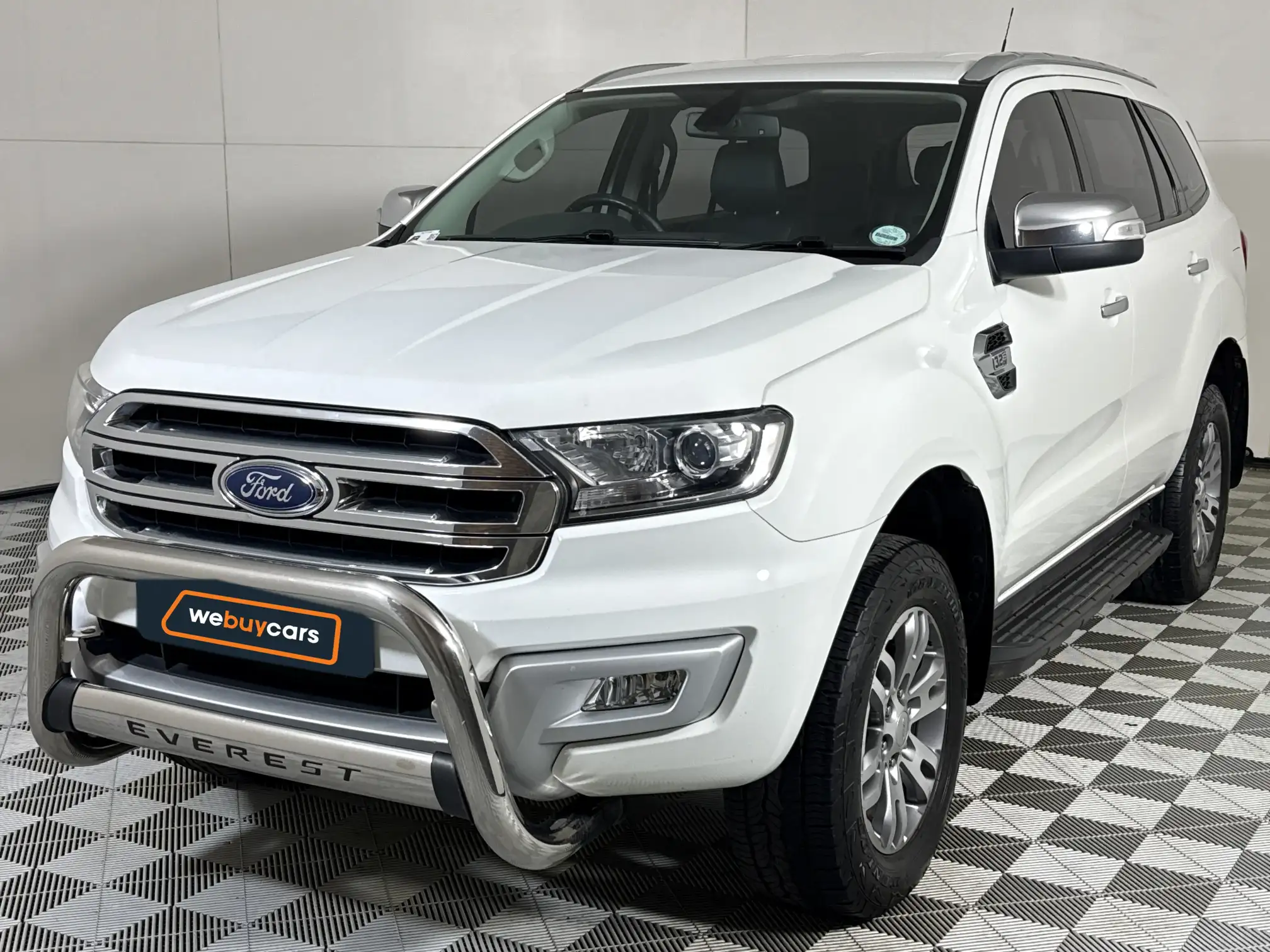 2016 Ford Everest