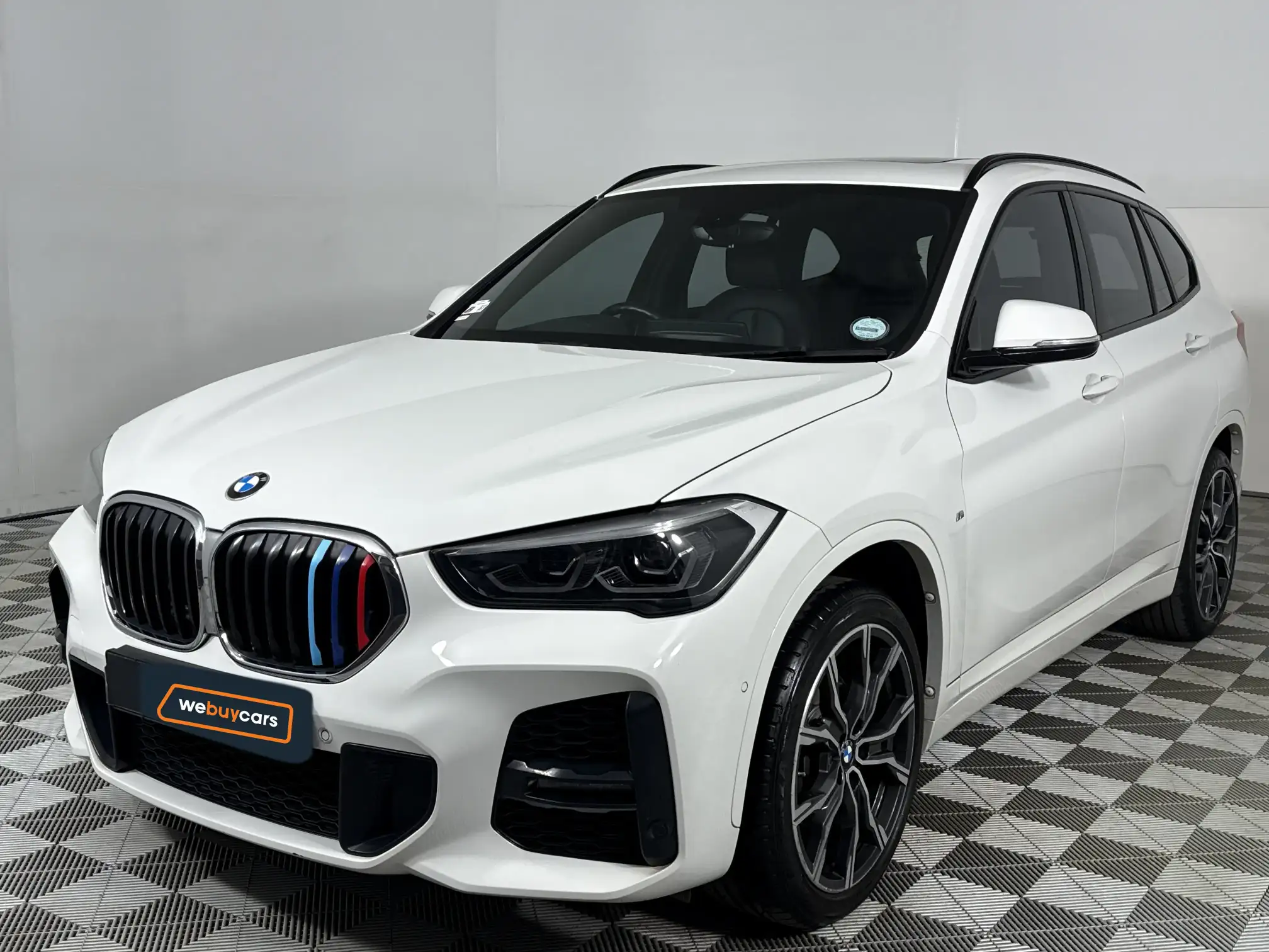 2022 BMW X1