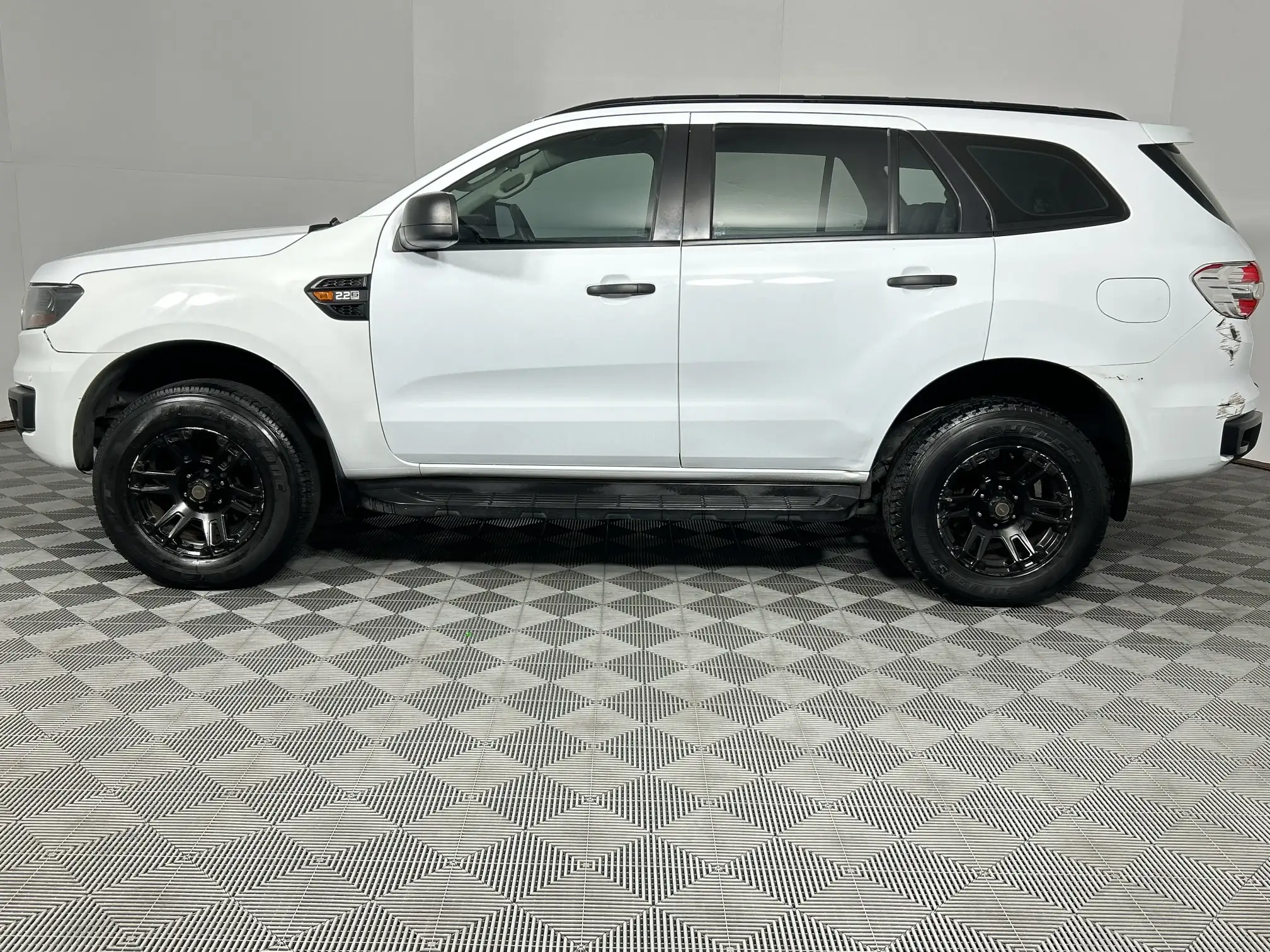 Ford Everest