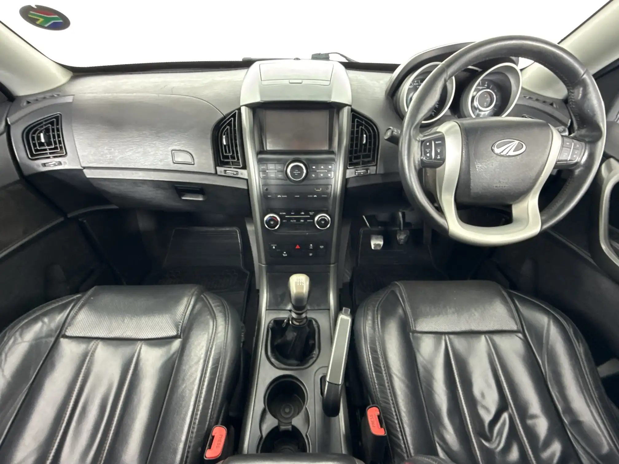 Mahindra XUV
