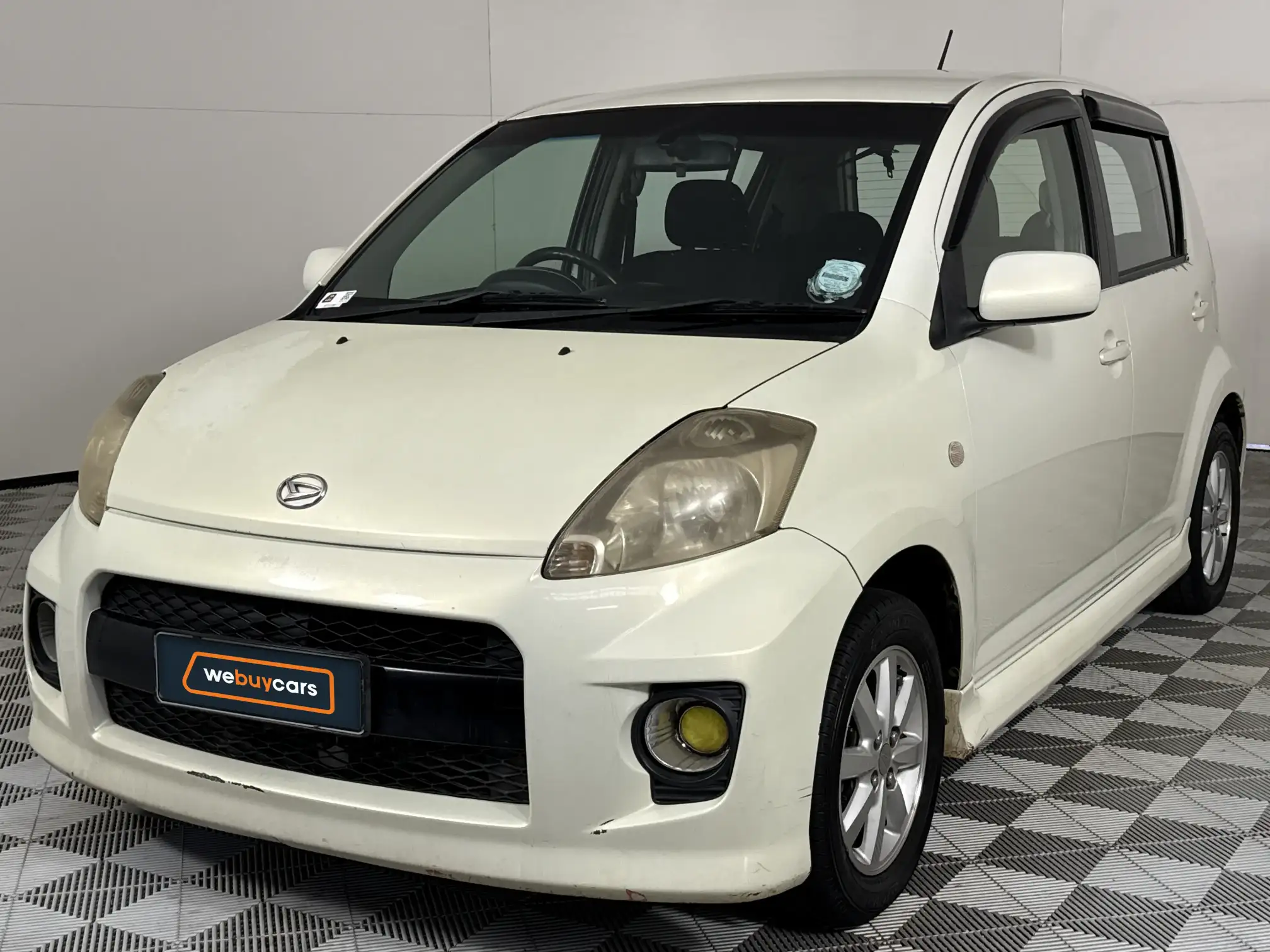2008 Daihatsu Sirion