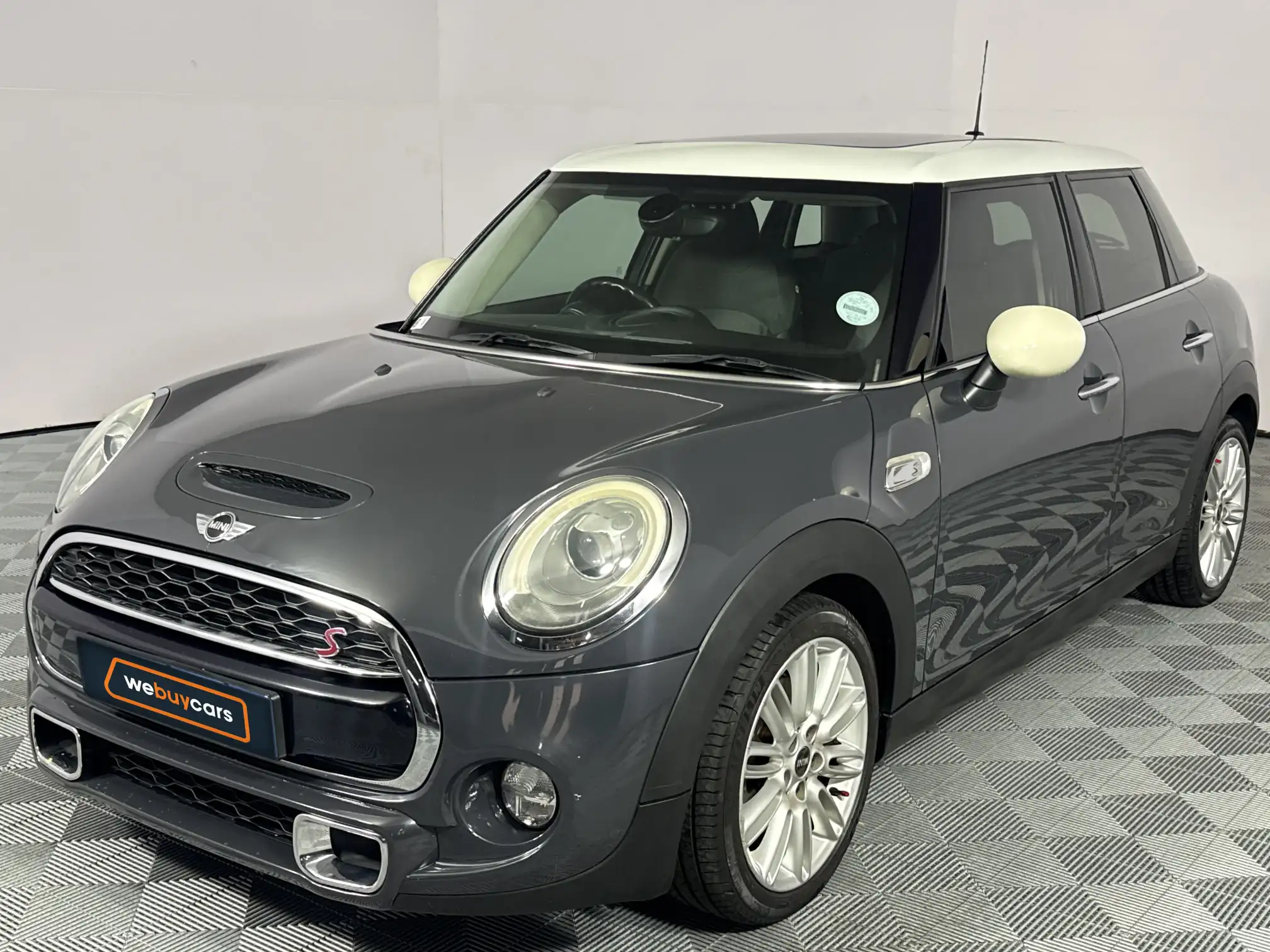 2016 Mini Cooper 5DR