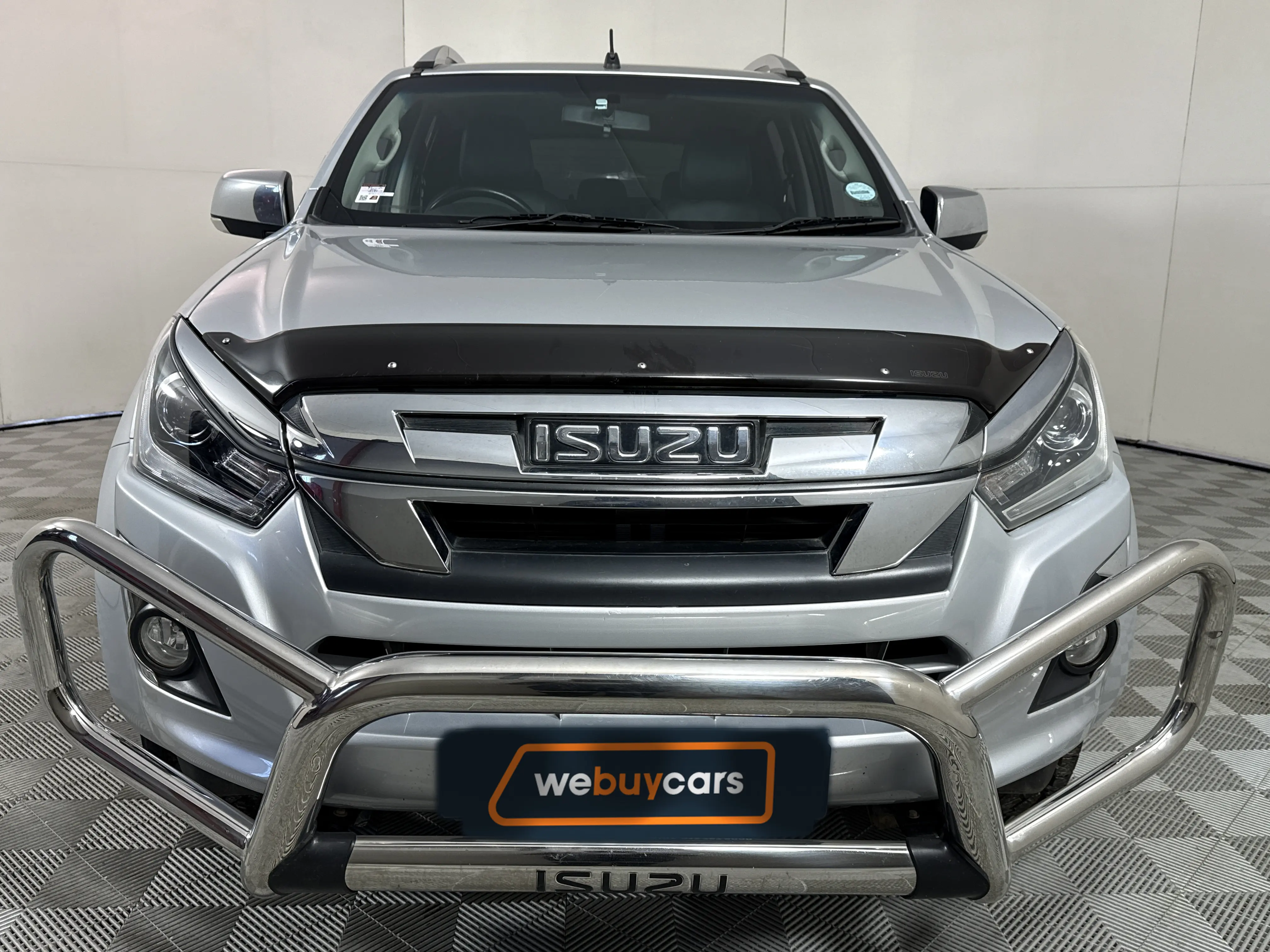 2019 Isuzu D-MAX 300 LX 4x4 Auto Double Cab Pick Up, photo 2