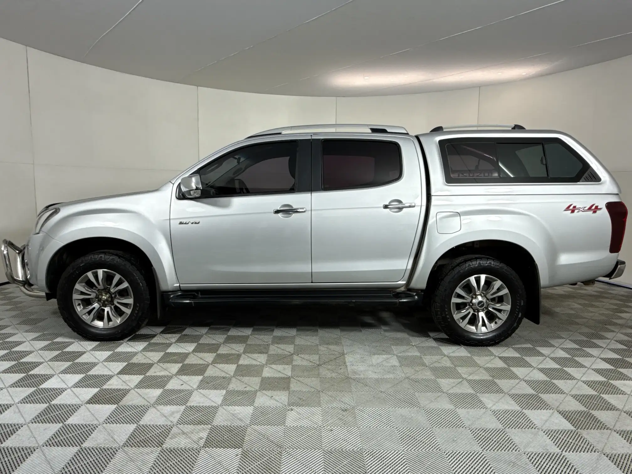 Isuzu D-MAX