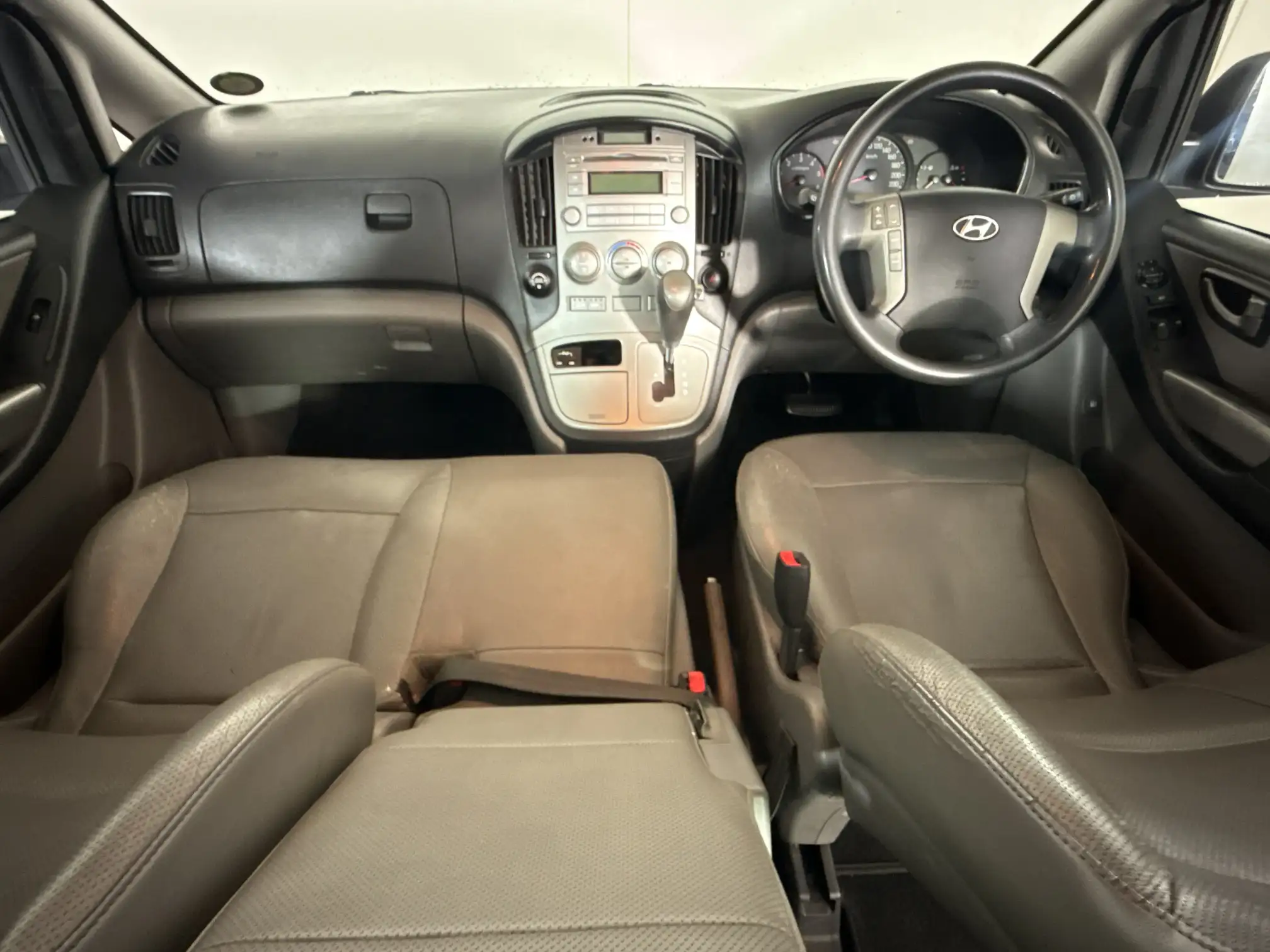 Hyundai H-1