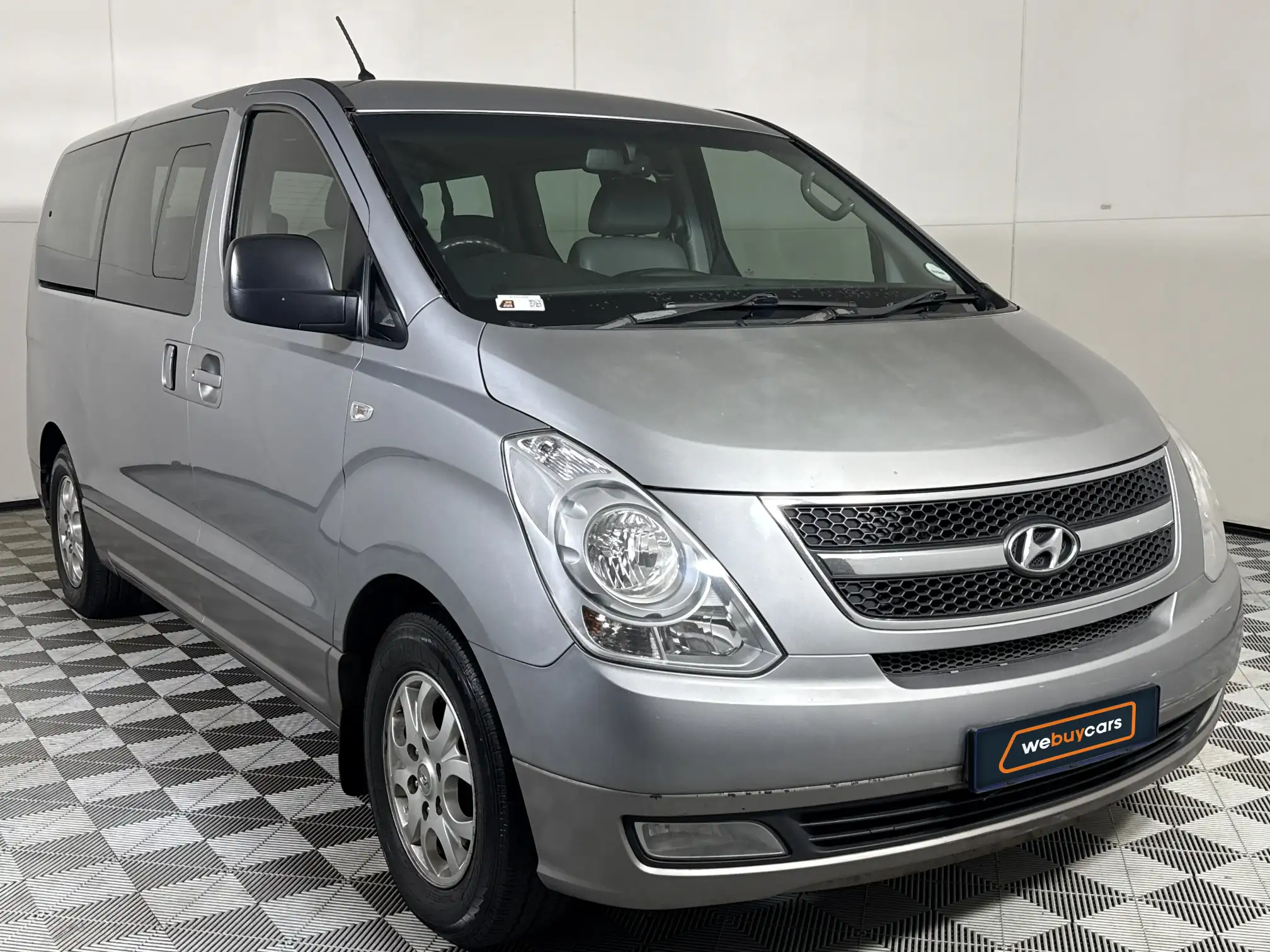 Hyundai H-1
