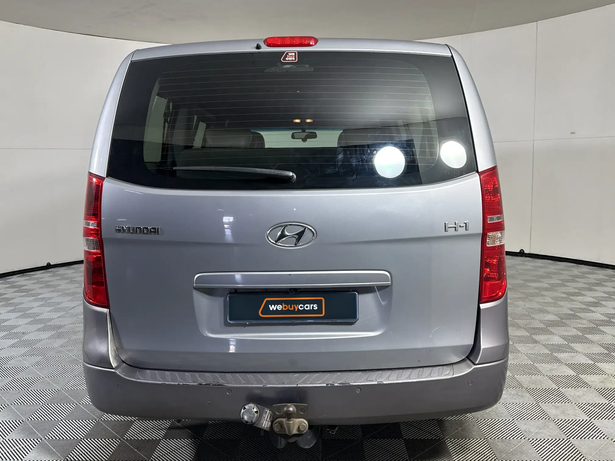 Hyundai H-1
