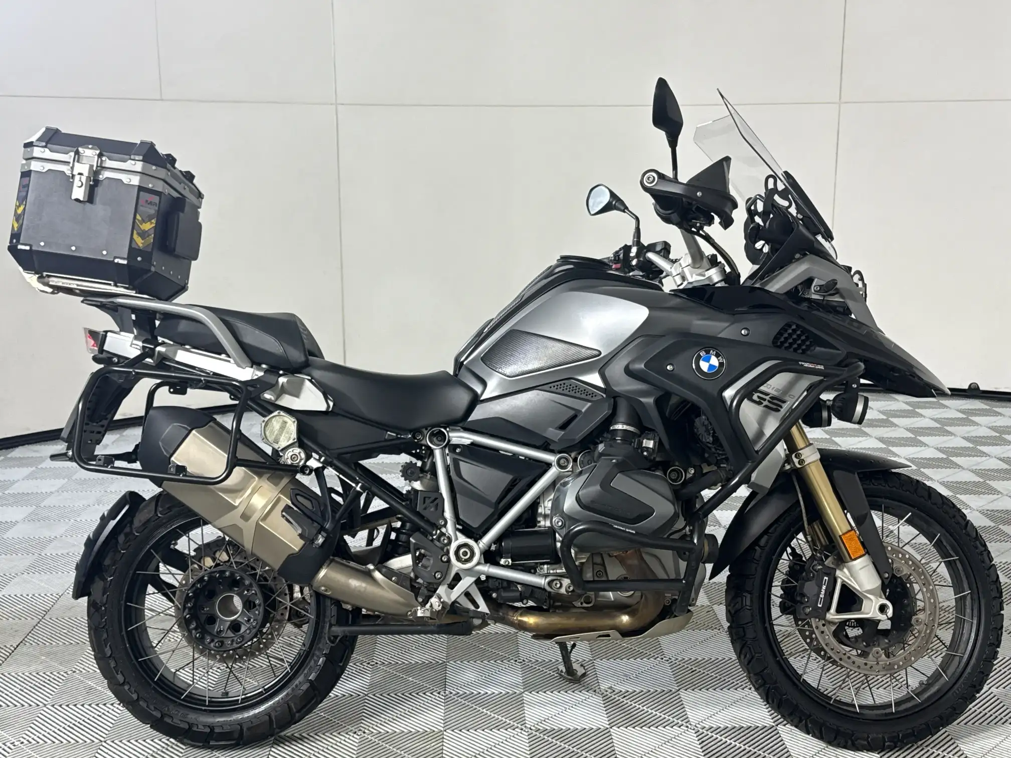 2020 BMW R Series