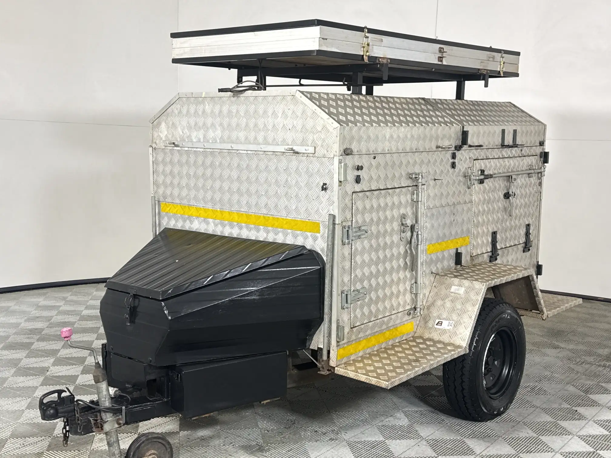 2006 Custom Camping