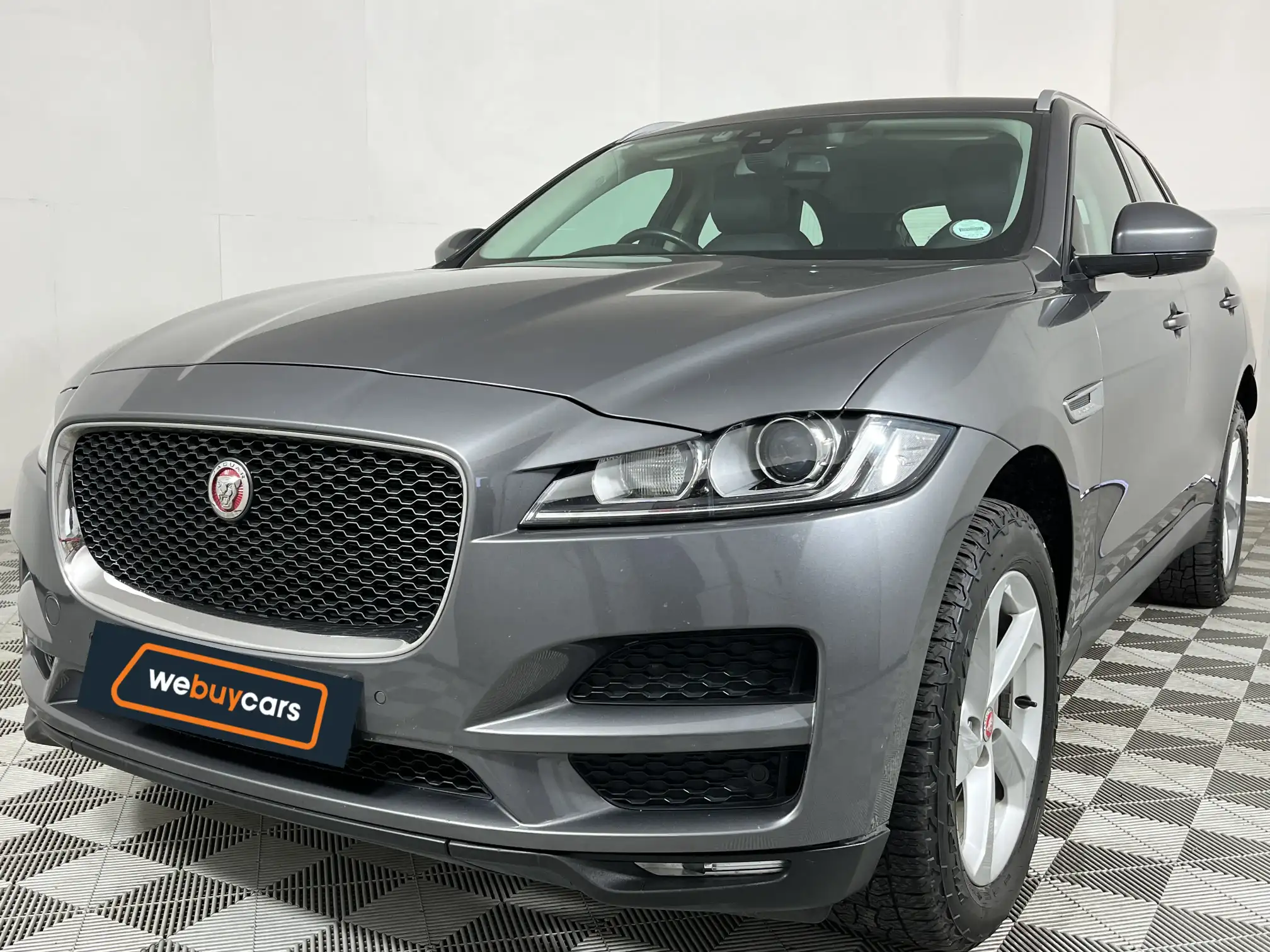 Jaguar F-Pace