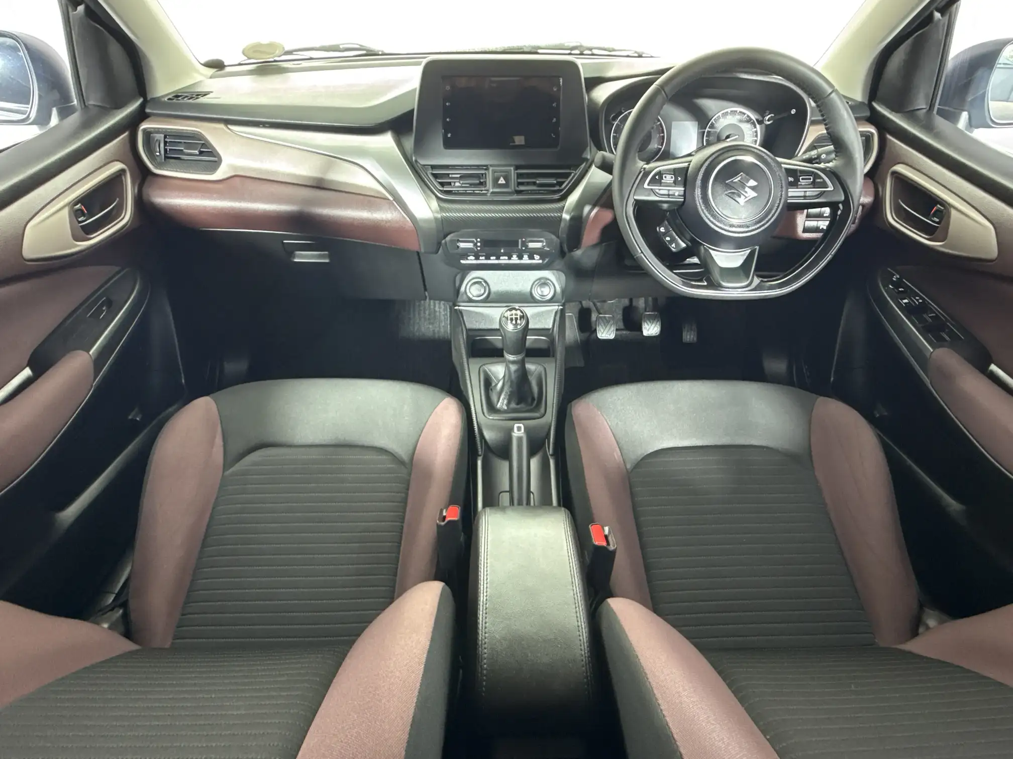 Suzuki Fronx