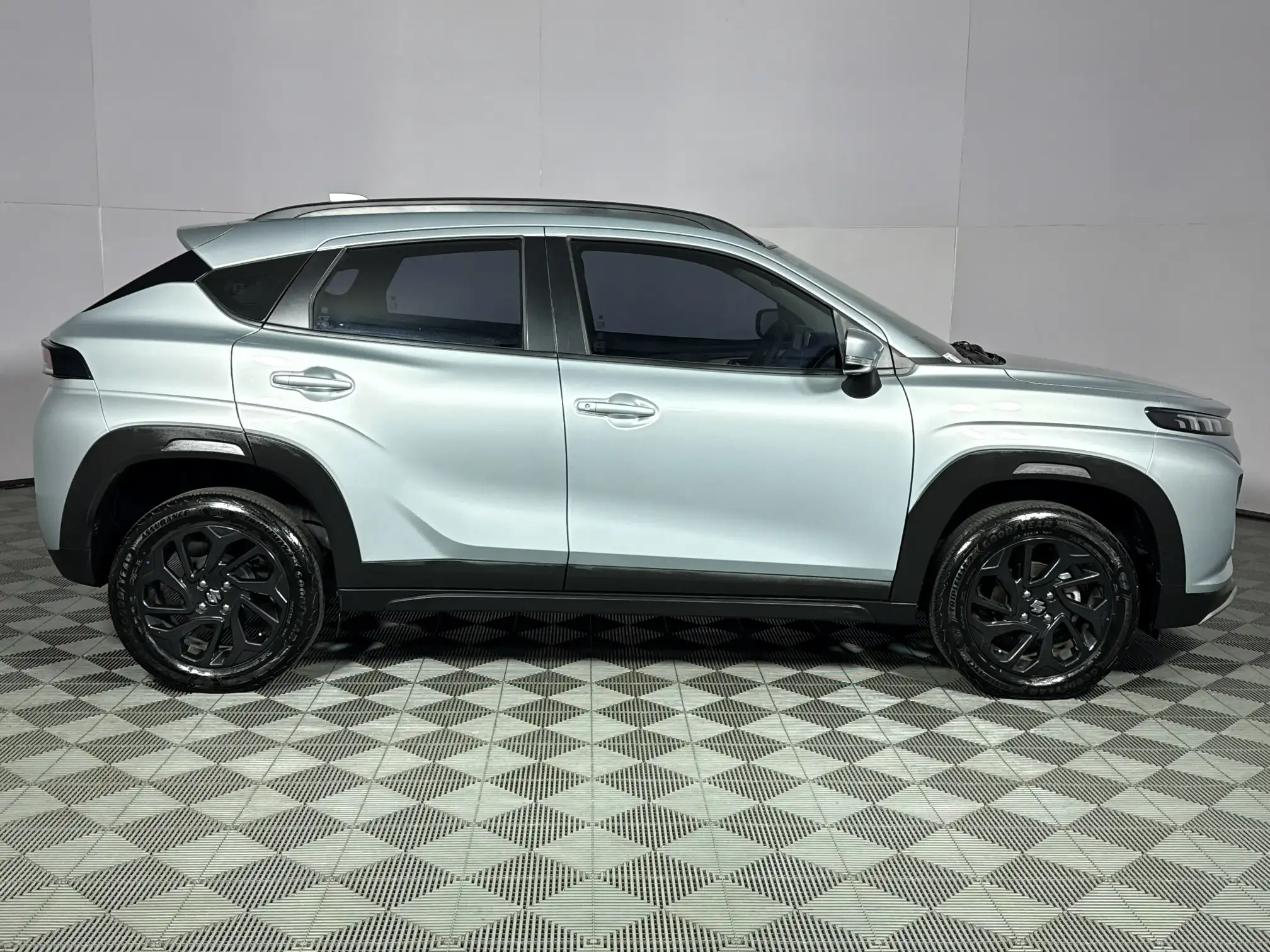 Suzuki Fronx