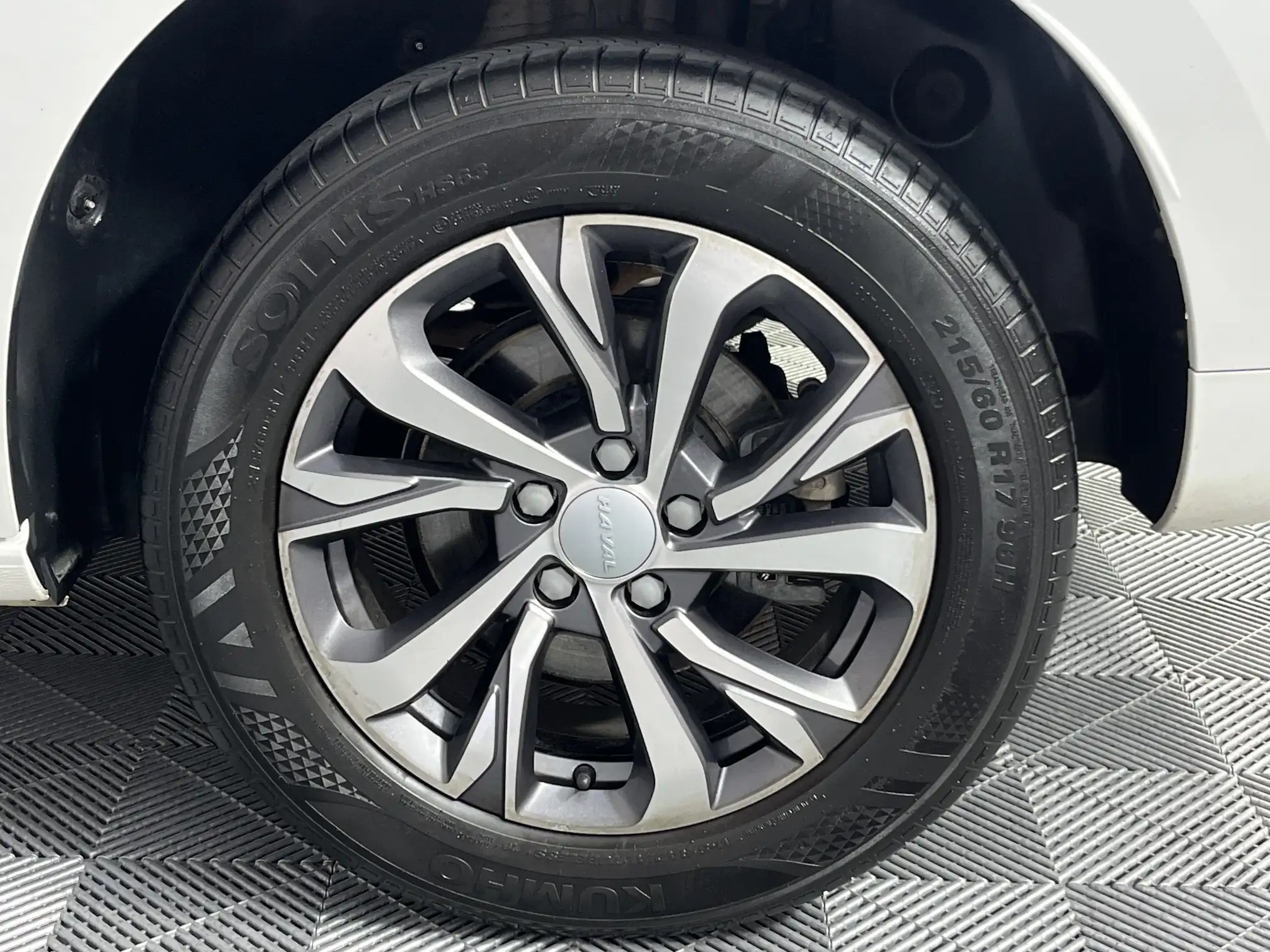 Haval Jolion