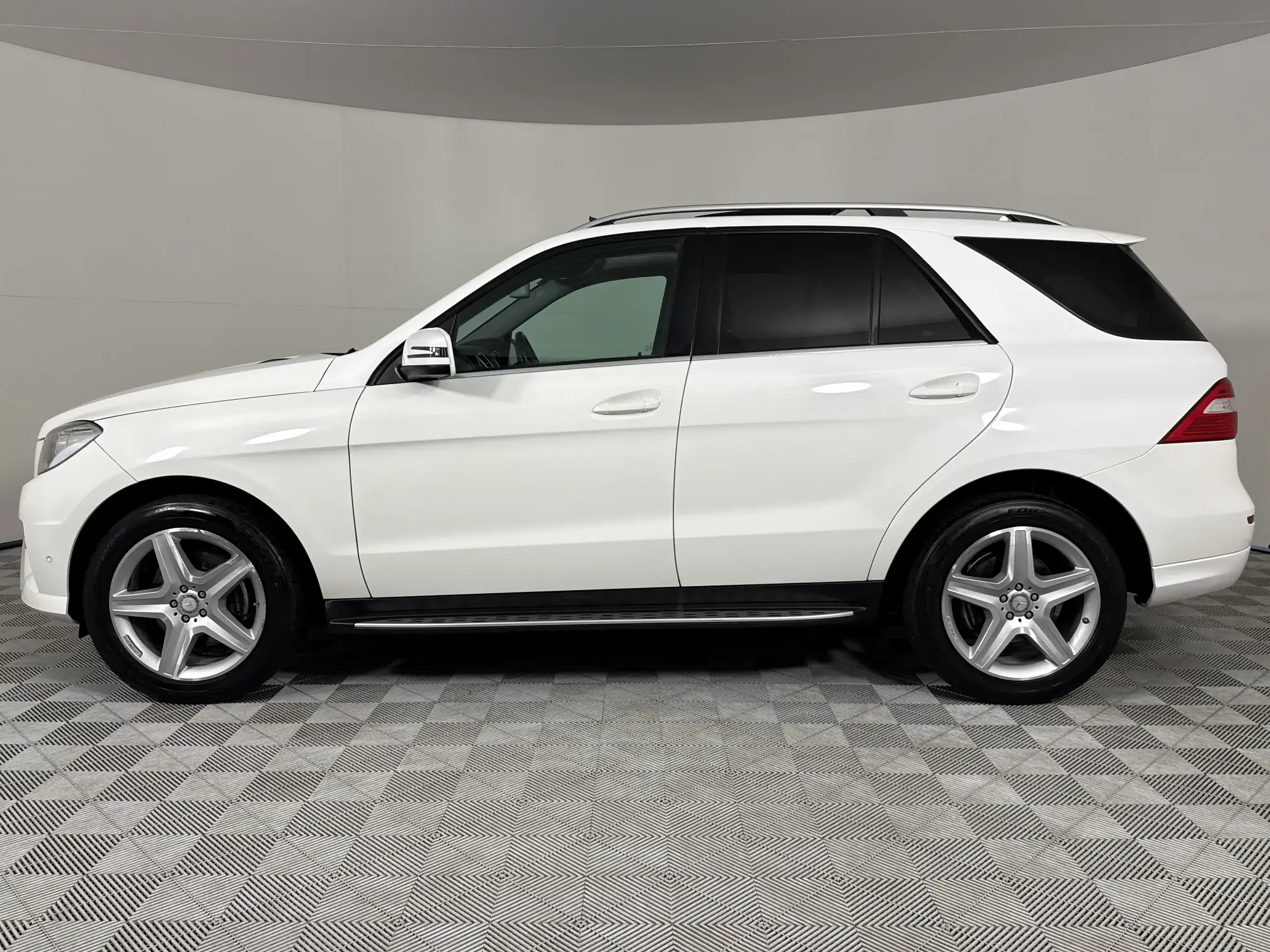 Mercedes-Benz M Class