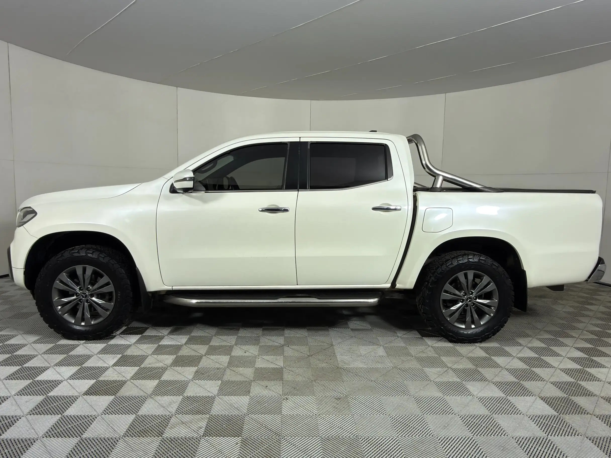 Mercedes-Benz X-Class