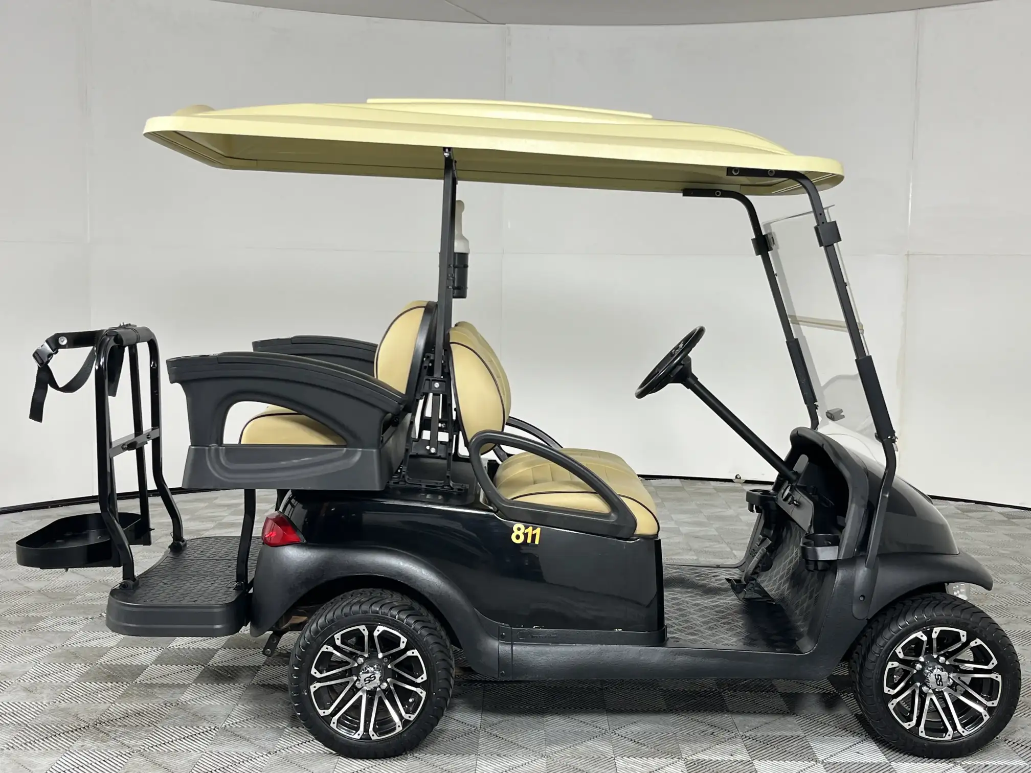 2017 ClubCar Golf Cart