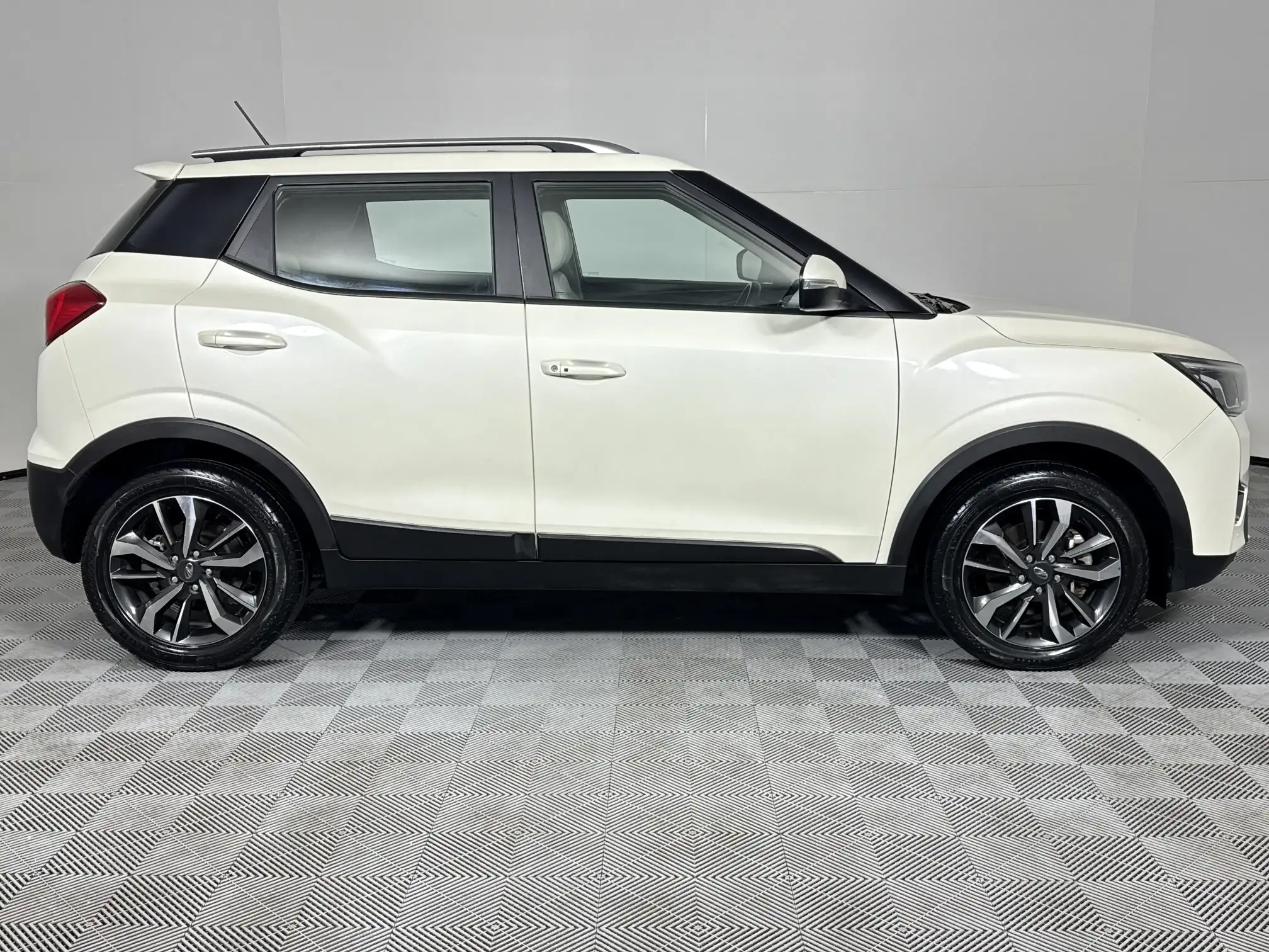 Mahindra Xuv300