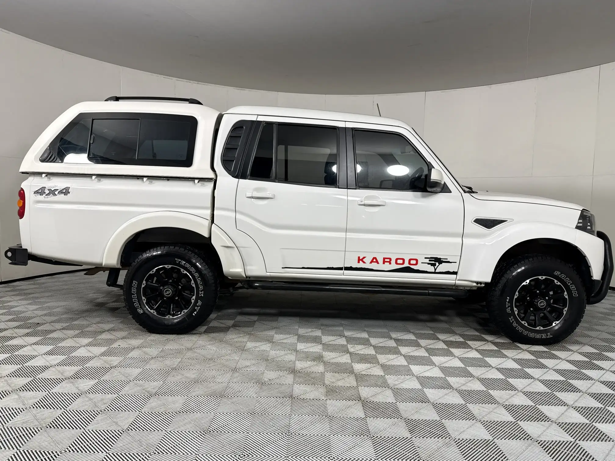 Mahindra PIK UP