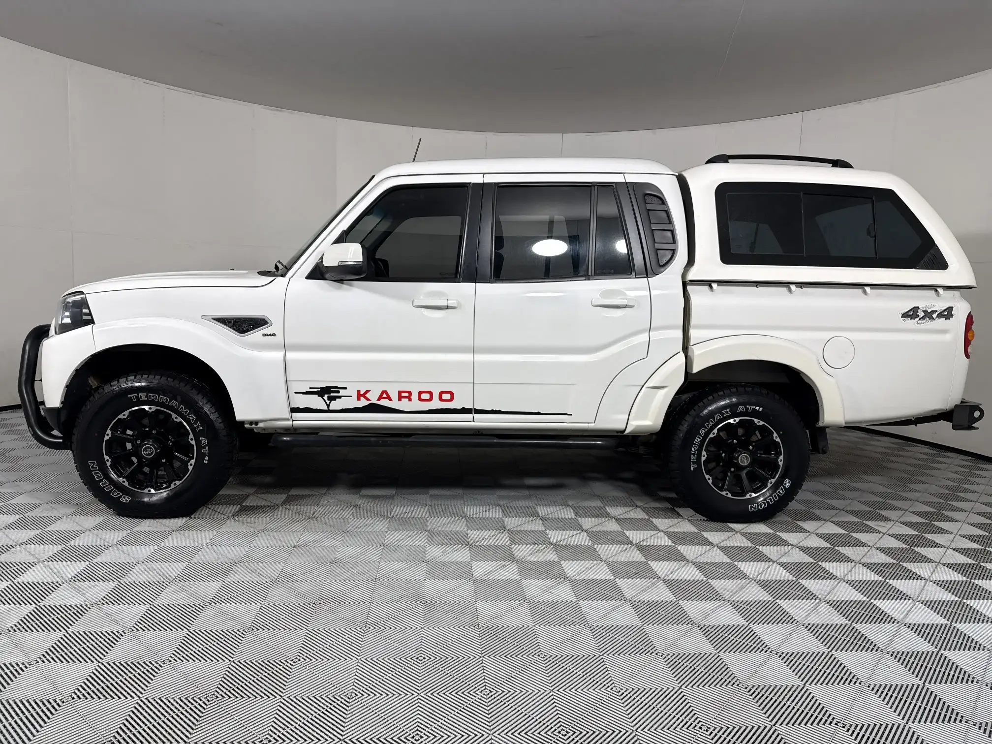 Mahindra PIK UP