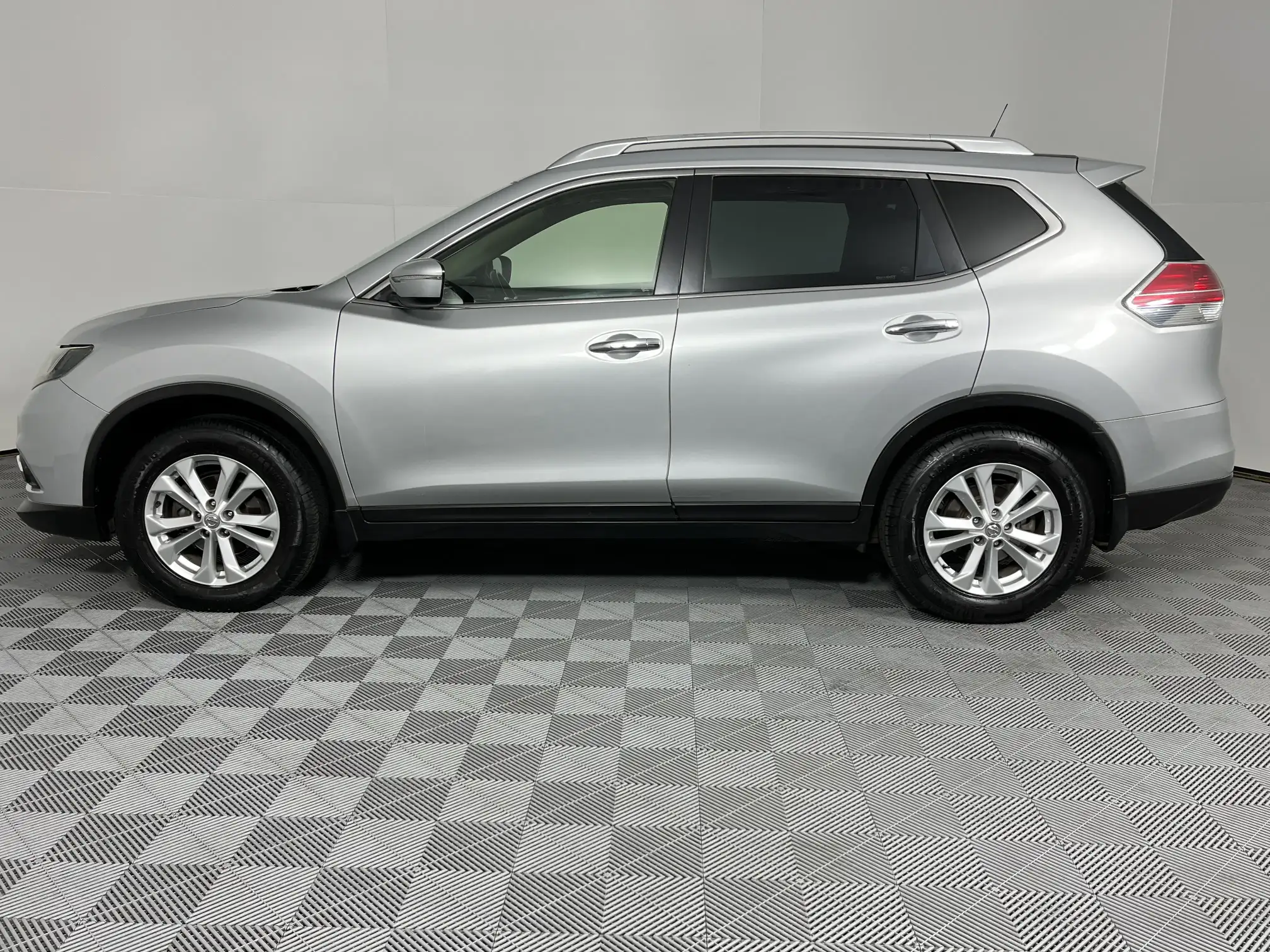 Nissan X Trail