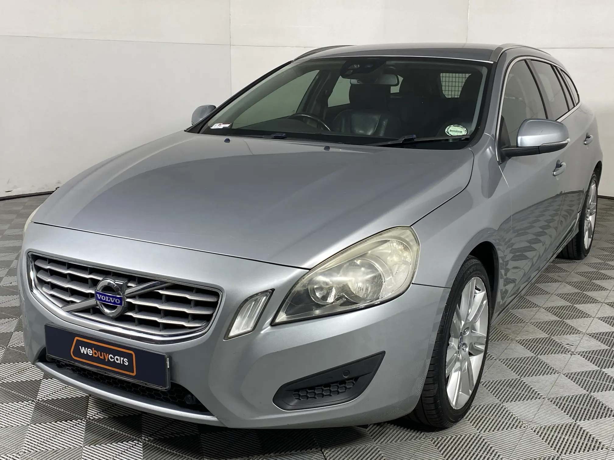 2011 Volvo V60 T3