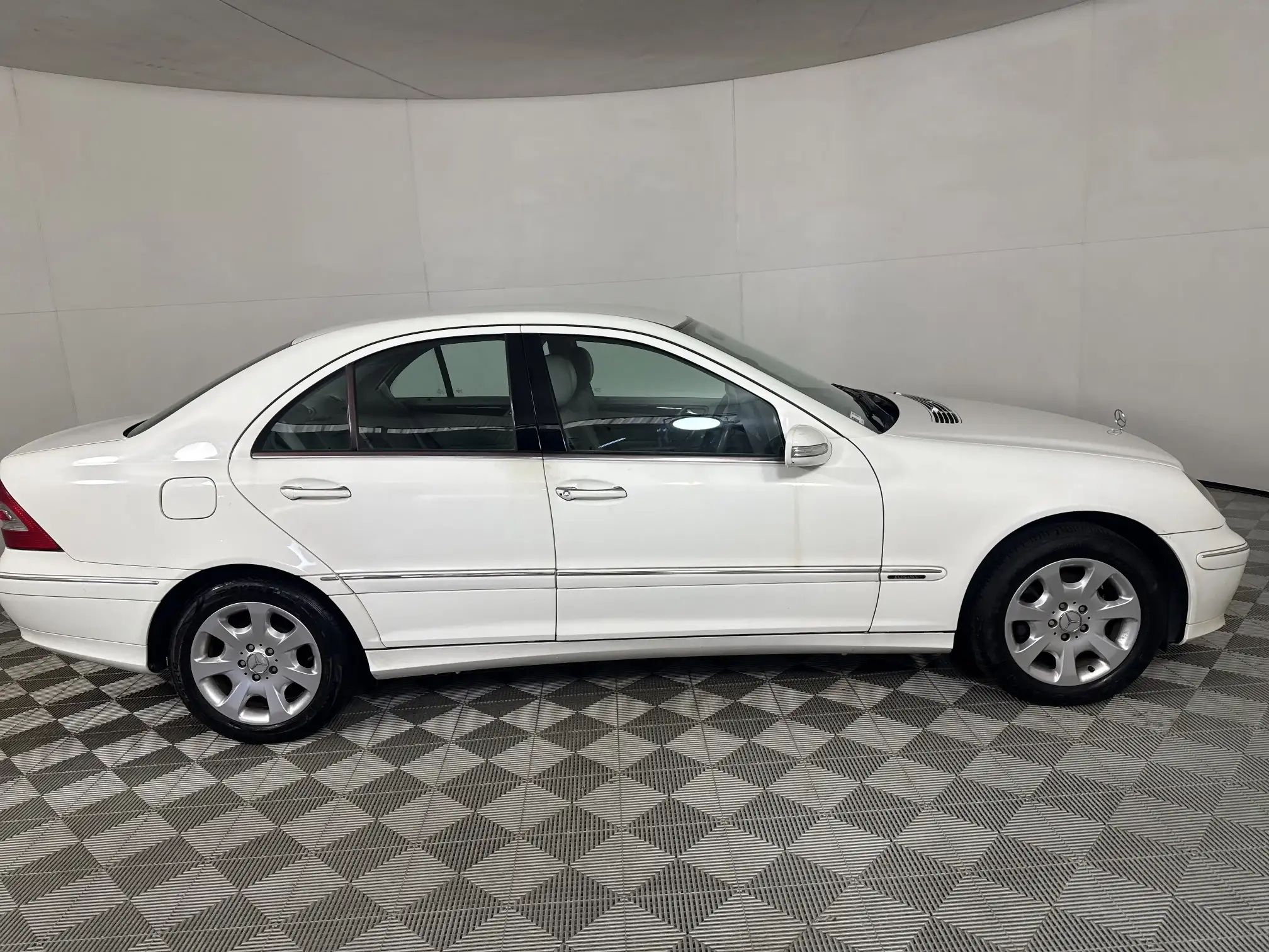 Mercedes-Benz C Class Sedan