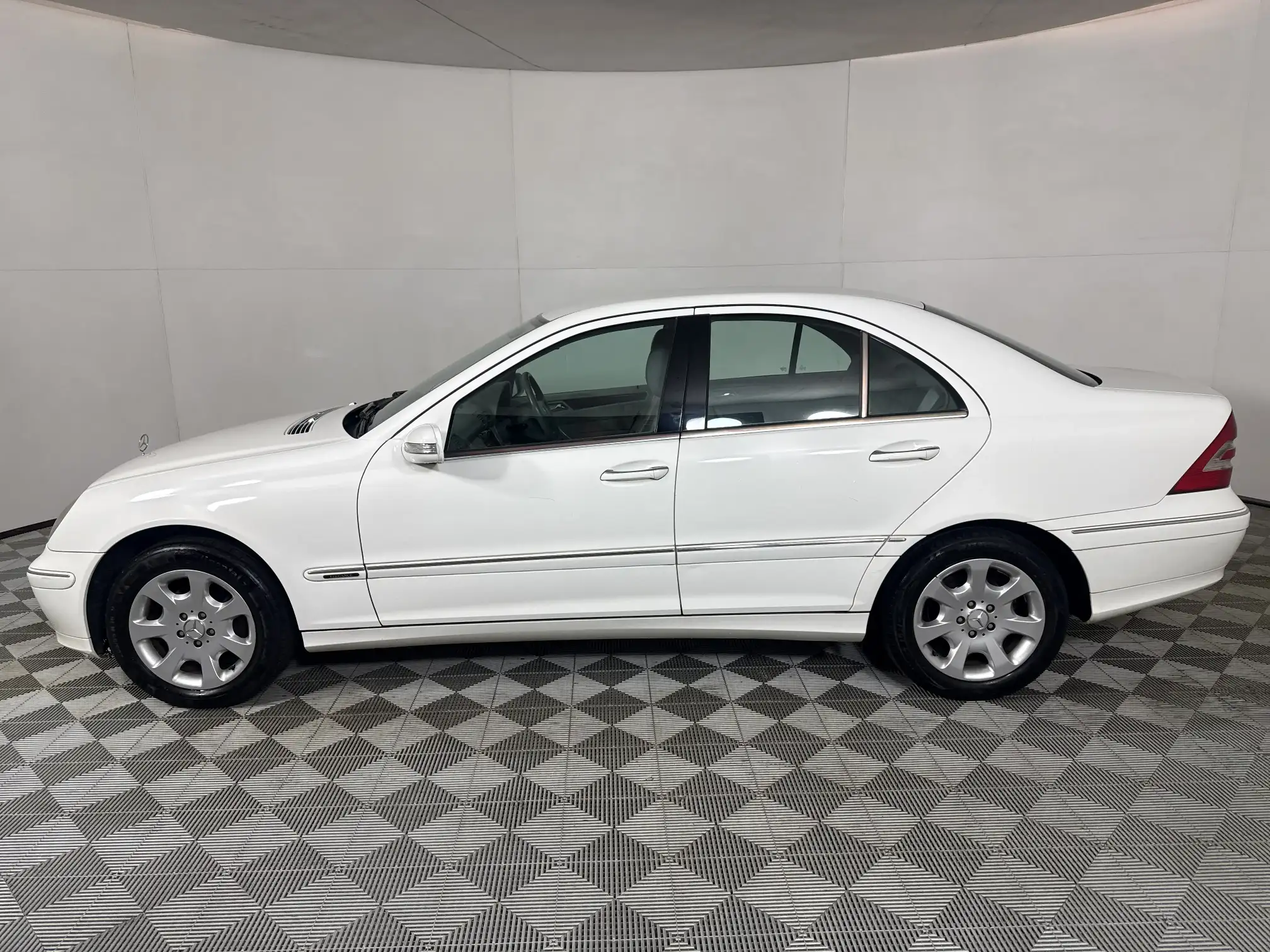 Mercedes-Benz C Class Sedan