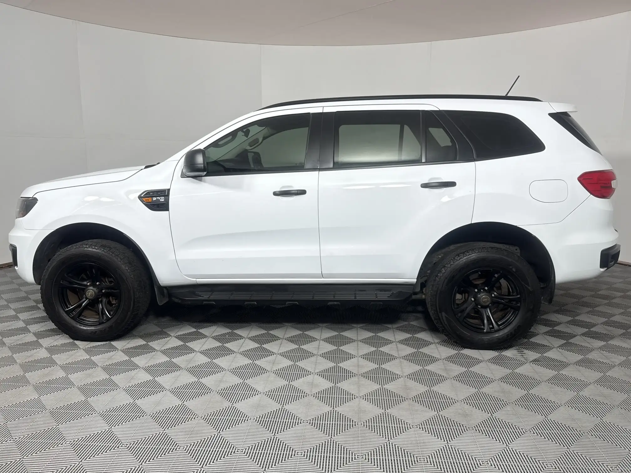 Ford Everest